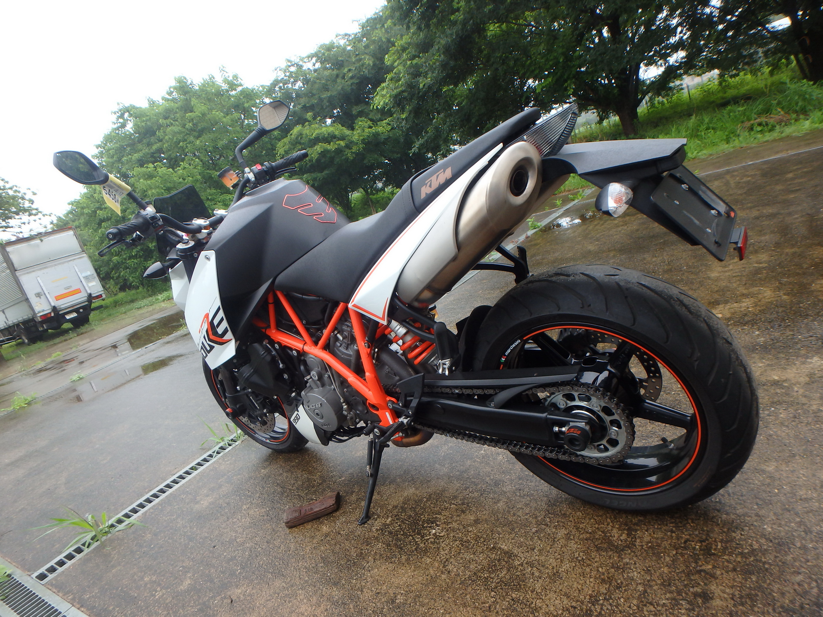 Купить мотоцикл KTM 990 Super Duke R 2013 фото 12