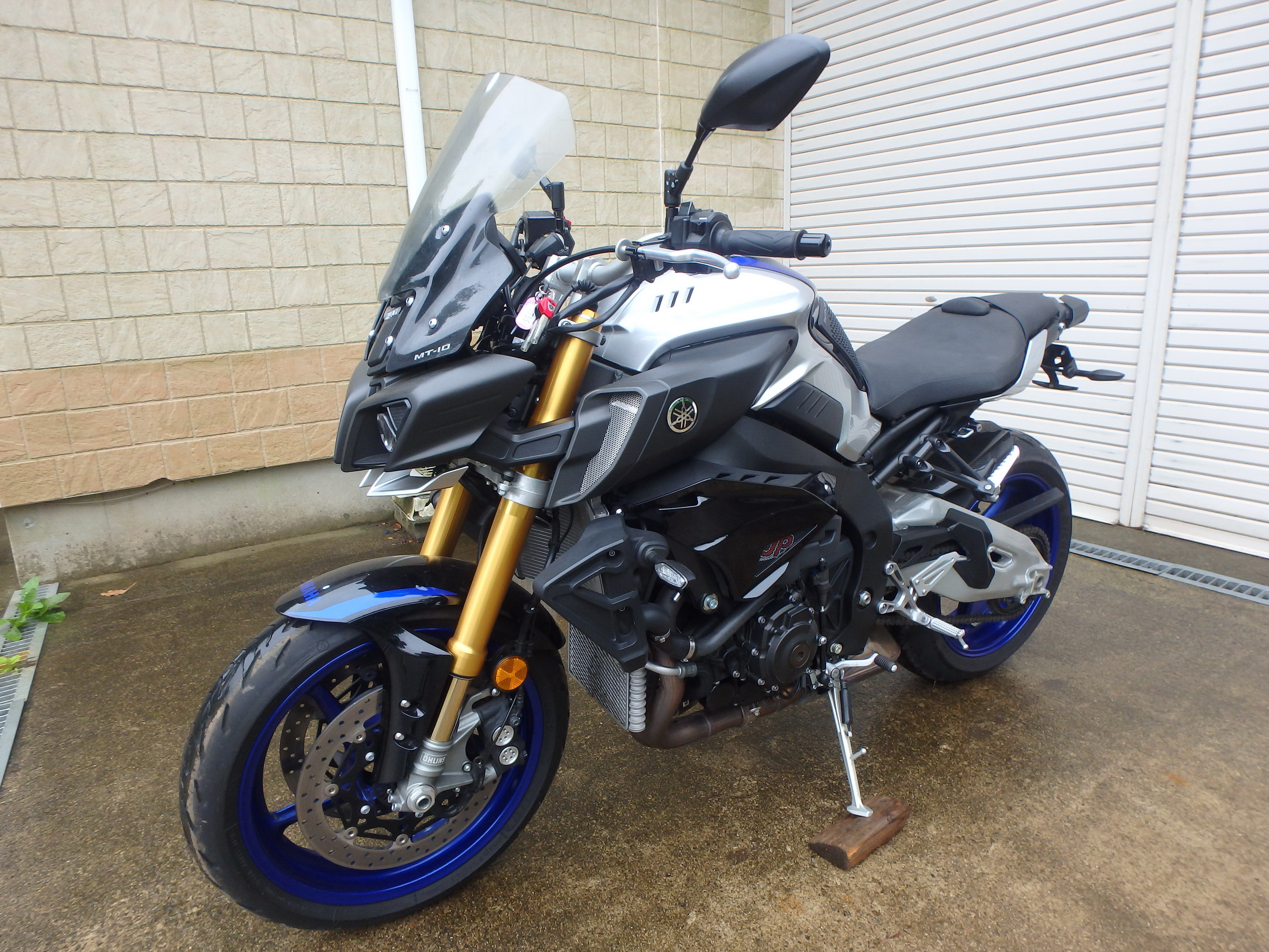 Купить мотоцикл Yamaha MT-10SP 2017 фото 8