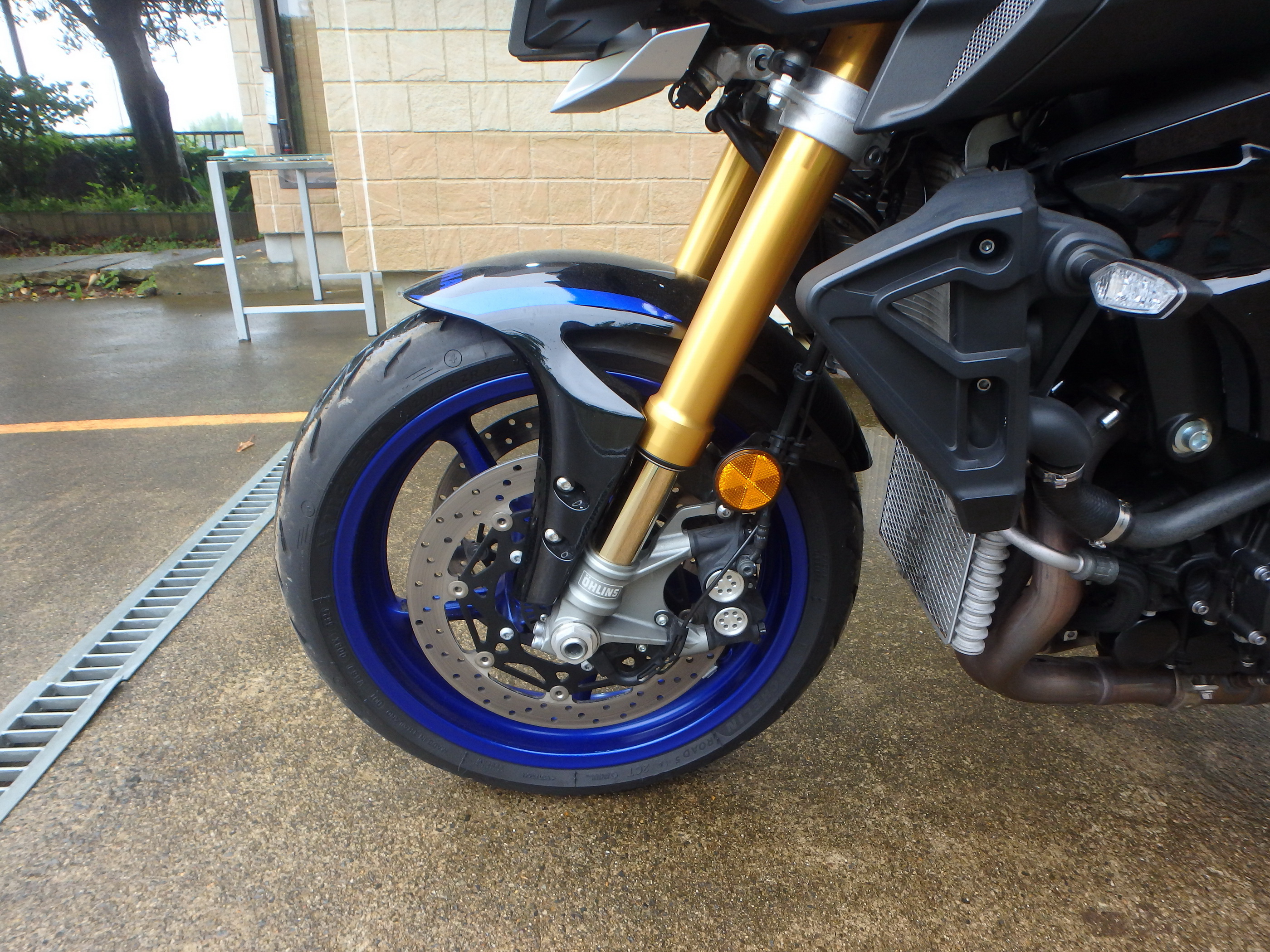 Купить мотоцикл Yamaha MT-10SP 2017 фото 9
