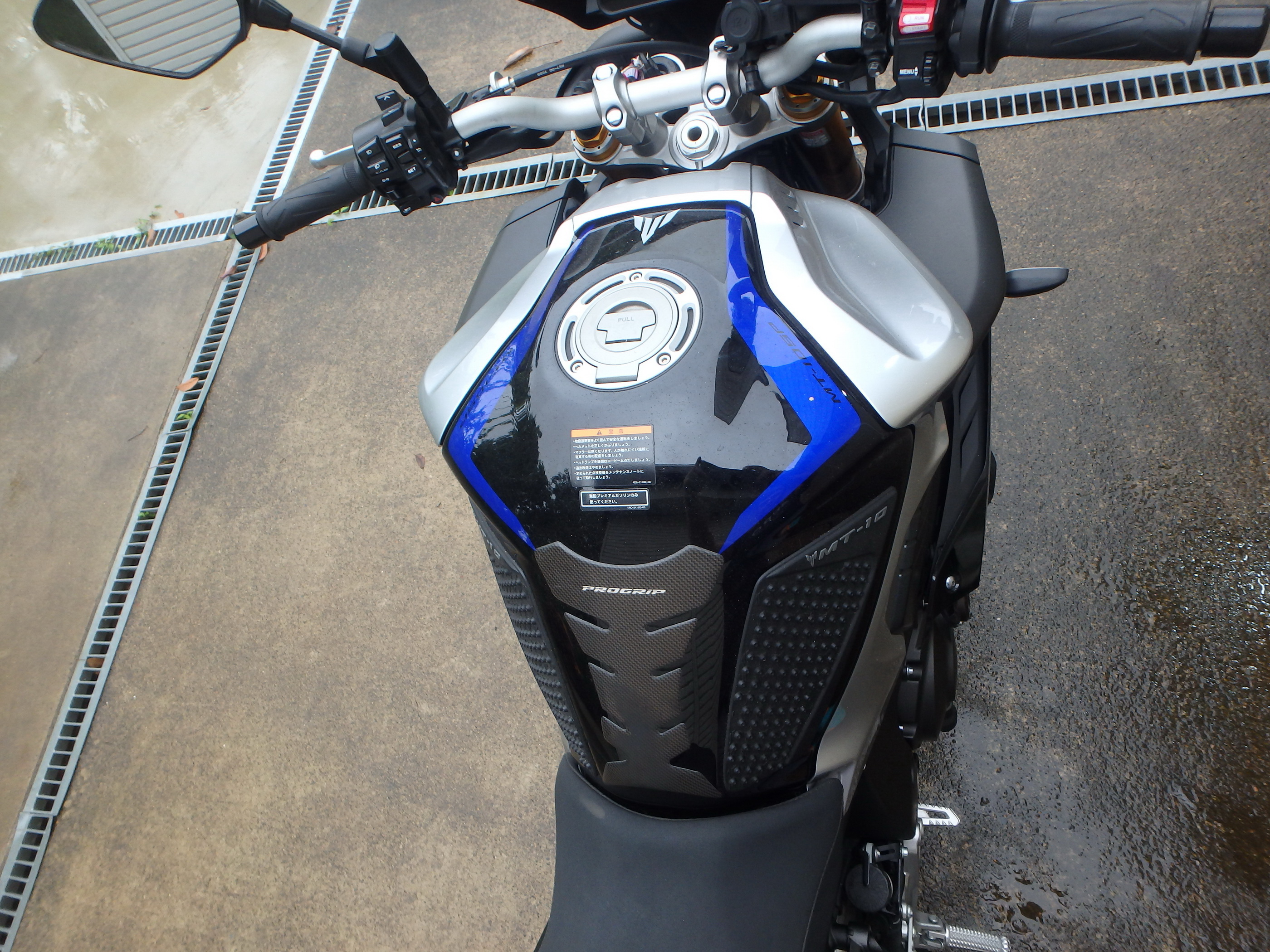 Купить мотоцикл Yamaha MT-10SP 2017 фото 18