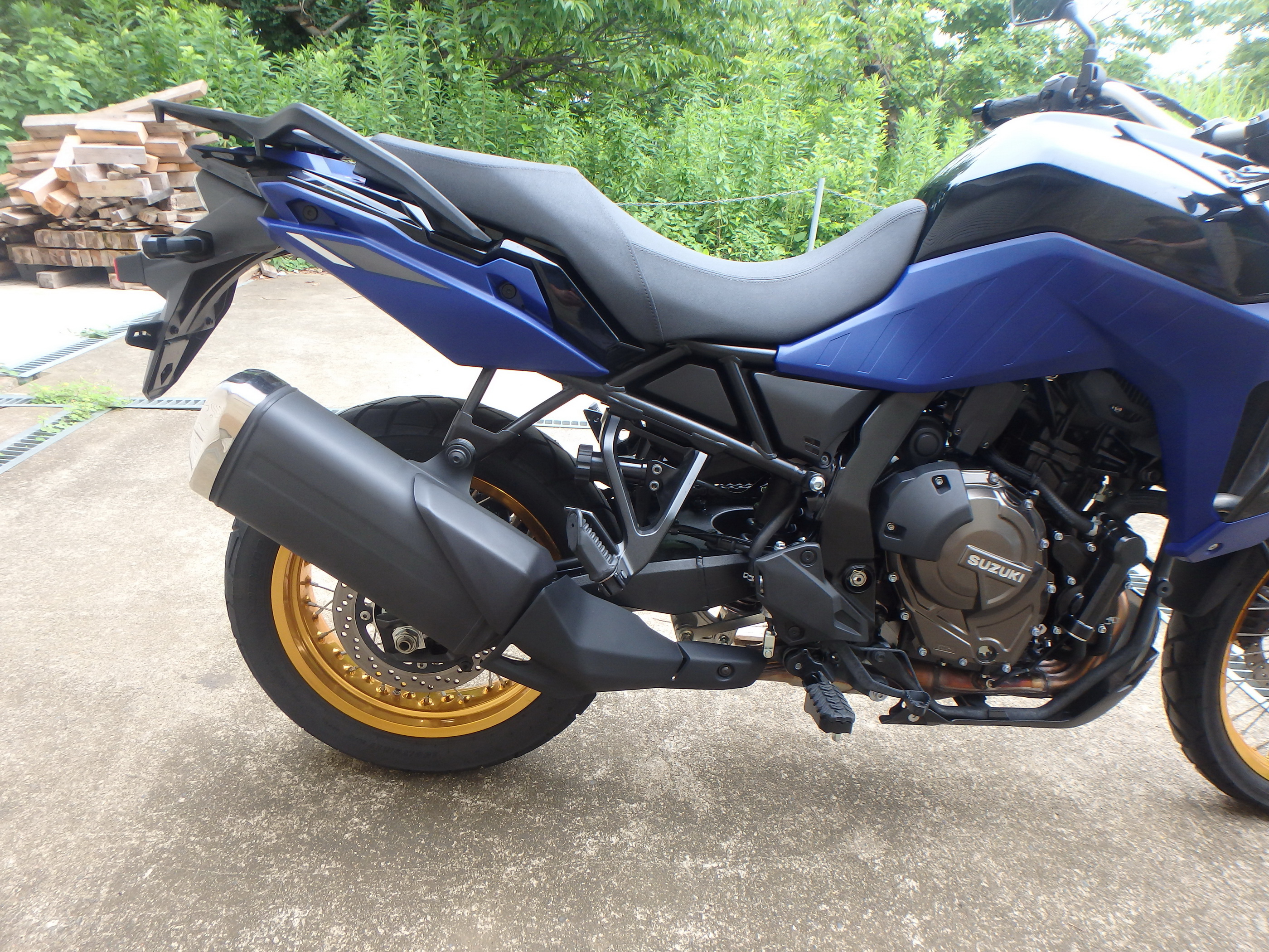 Купить мотоцикл Suzuki V-Strom800DE DL800 2023 фото 12