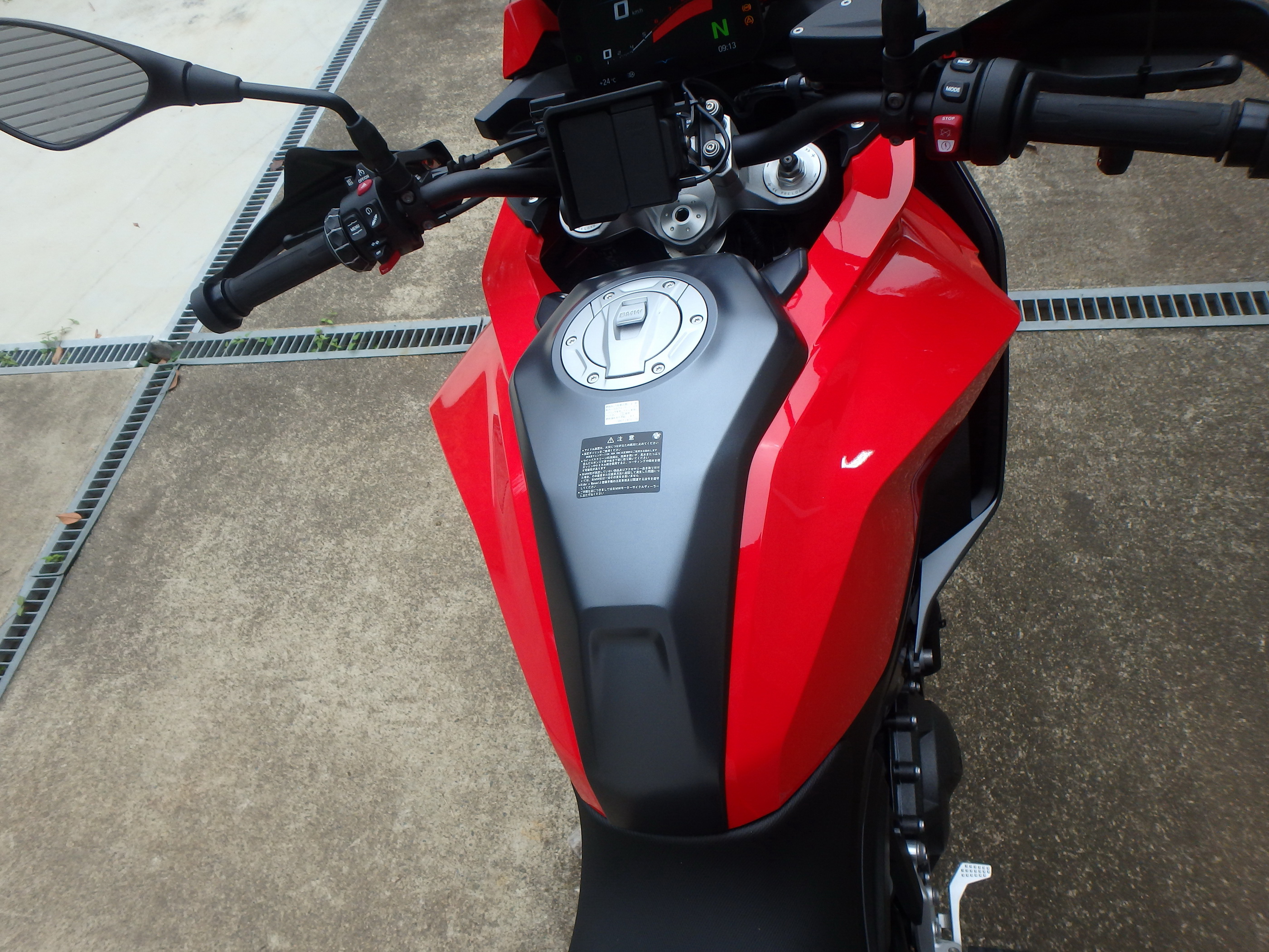 Купить мотоцикл BMW F900XR 2025 фото 17