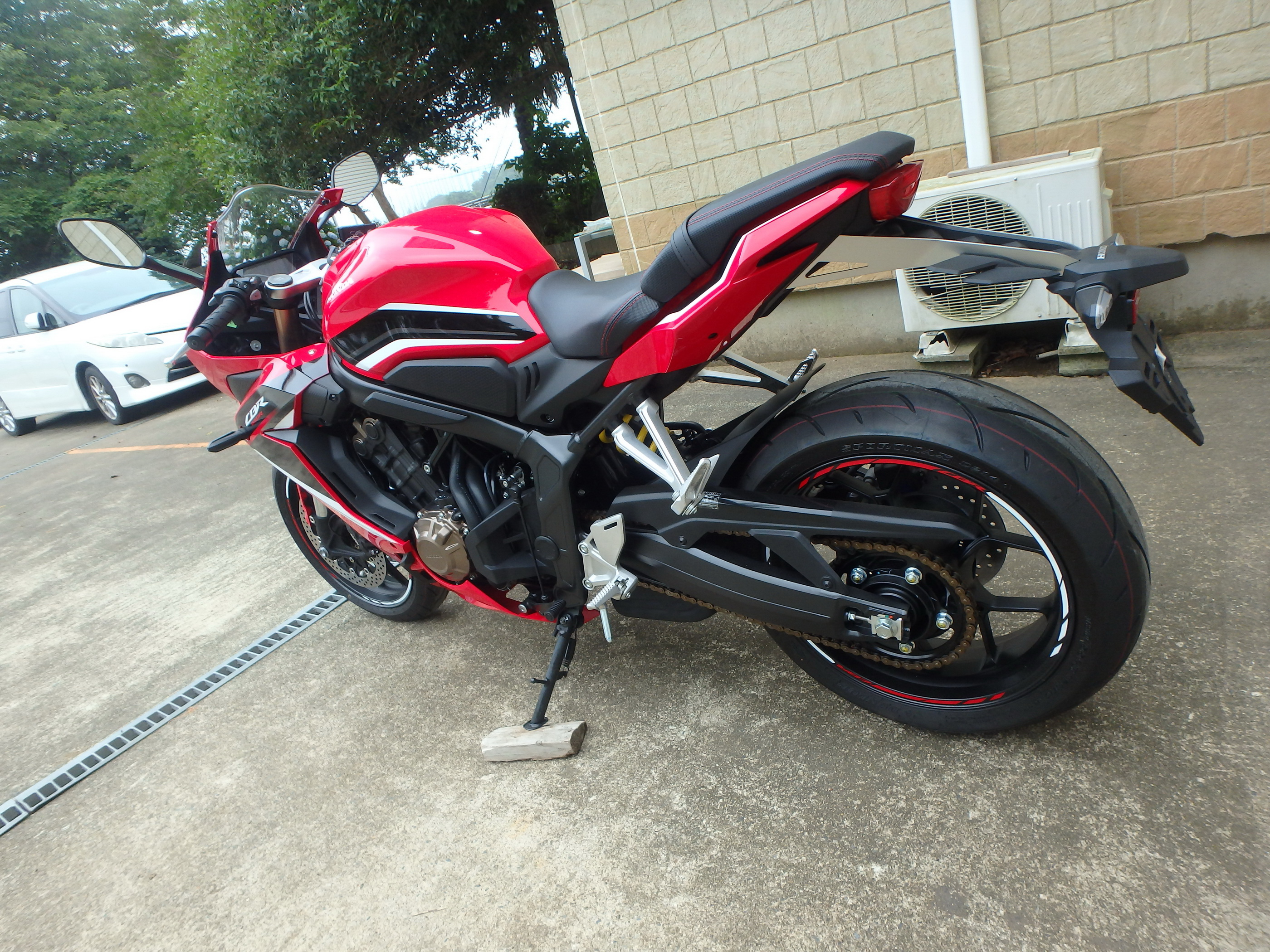 Купить мотоцикл Honda CBR650R 2022 фото 6