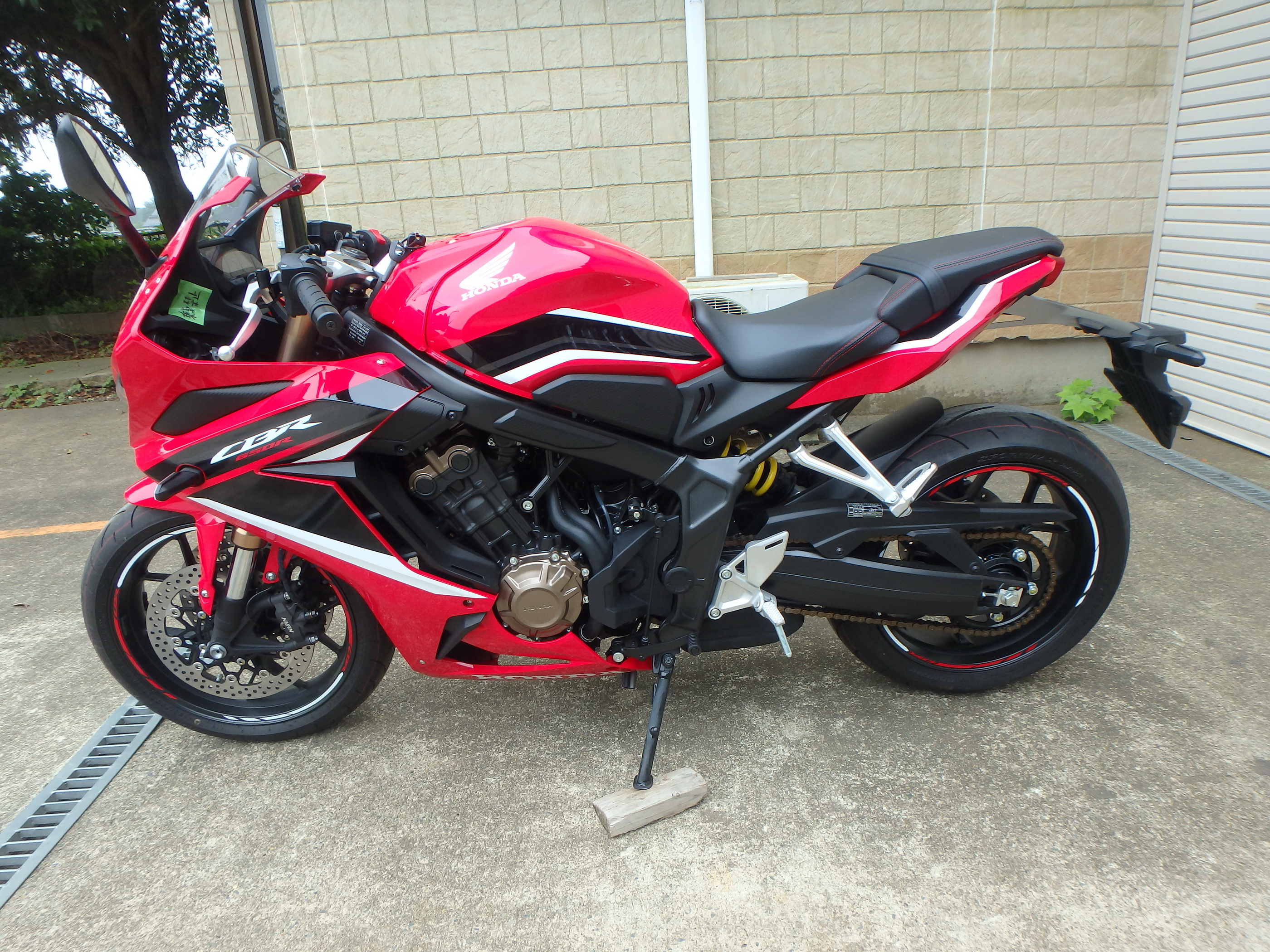 Купить мотоцикл Honda CBR650R 2022 фото 7
