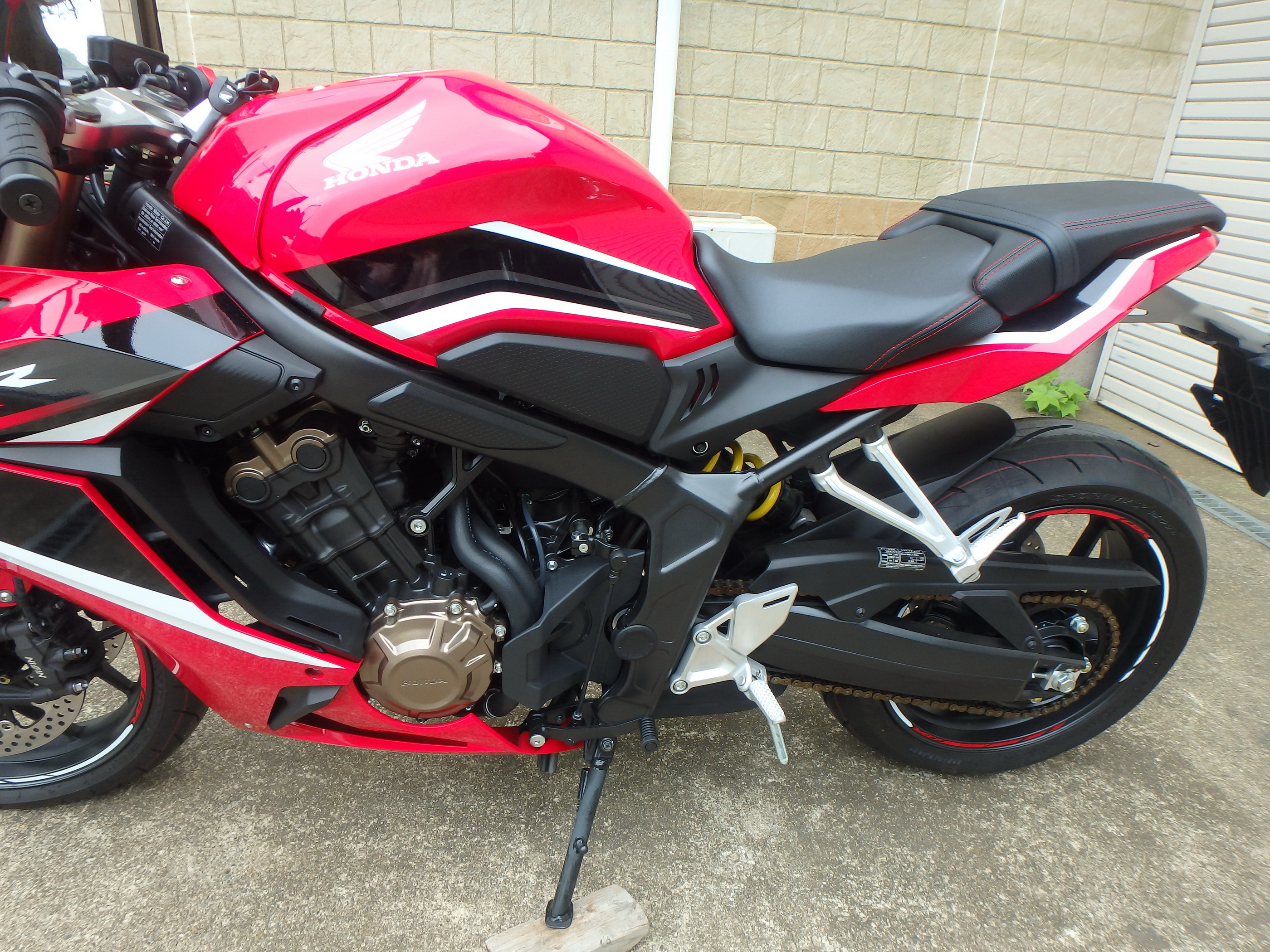 Купить мотоцикл Honda CBR650R 2022 фото 10