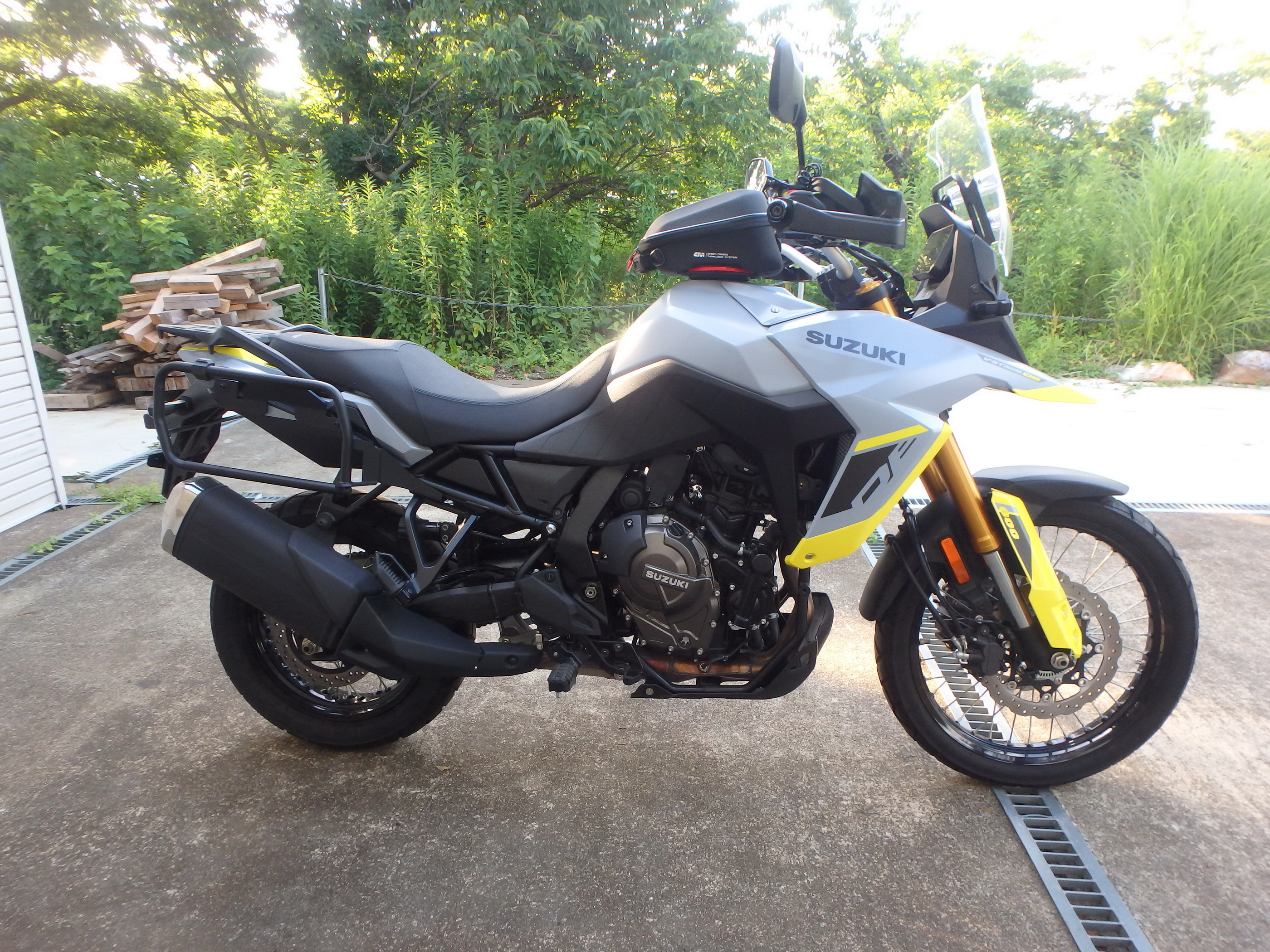 Купить мотоцикл Suzuki V-Strom800DE 2023 фото 3