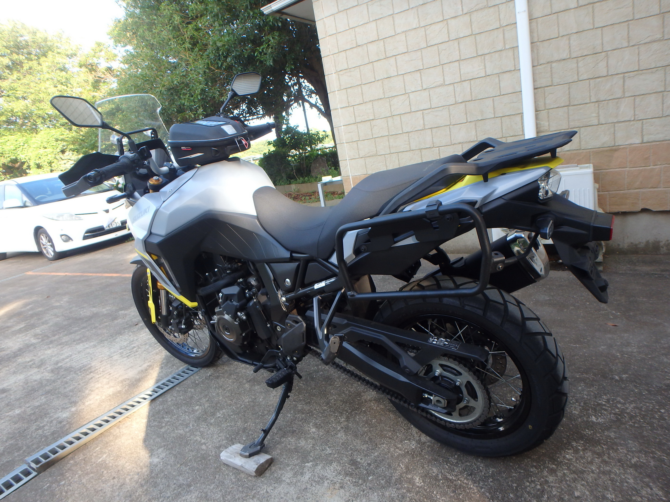 Купить мотоцикл Suzuki V-Strom800DE 2023 фото 6