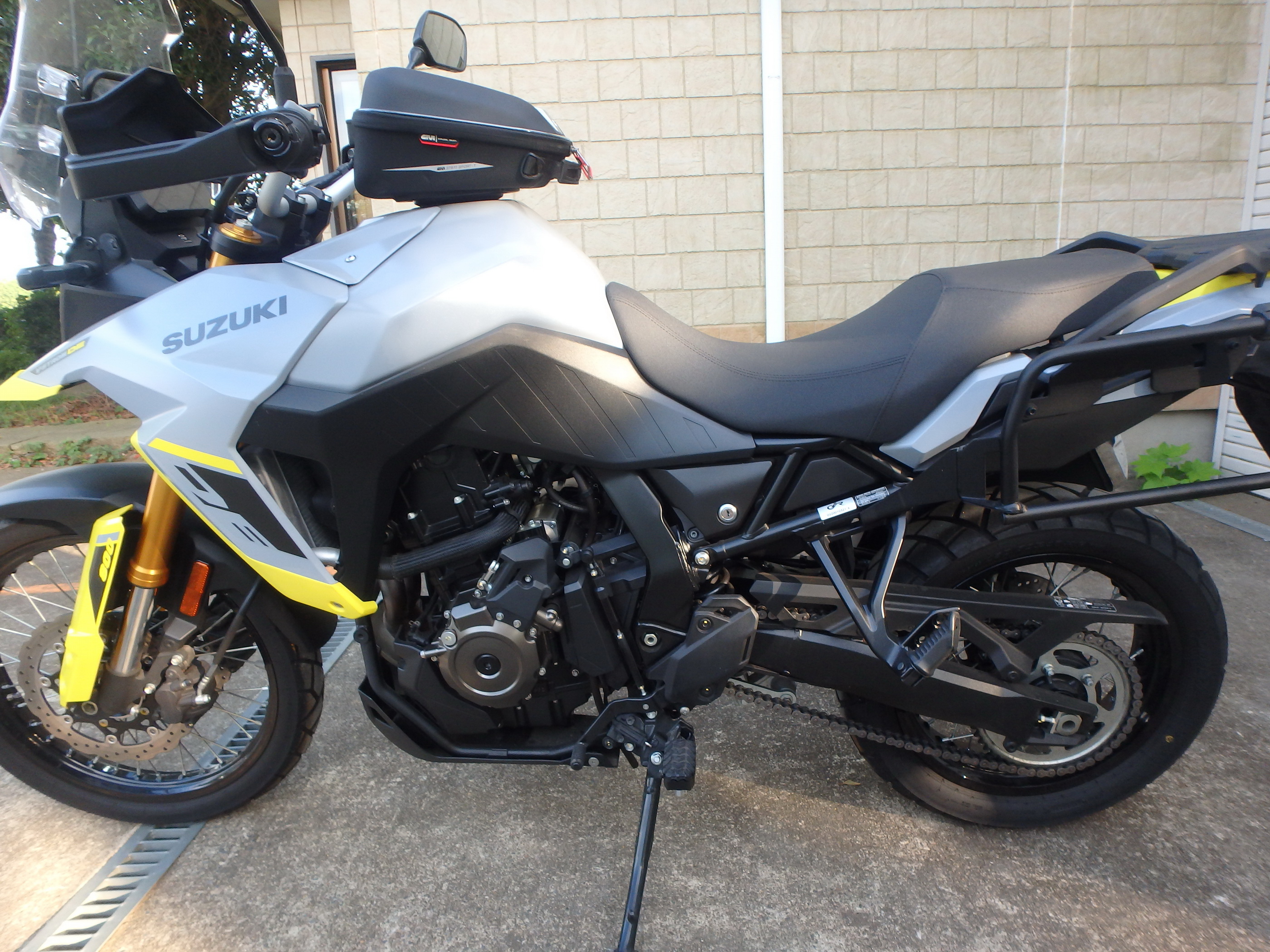 Купить мотоцикл Suzuki V-Strom800DE 2023 фото 10