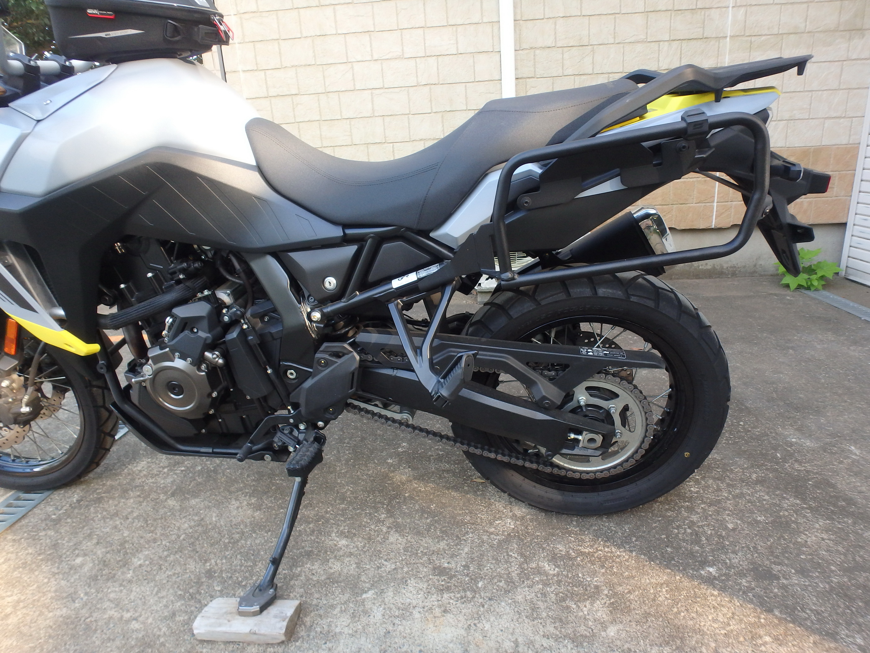 Купить мотоцикл Suzuki V-Strom800DE 2023 фото 11