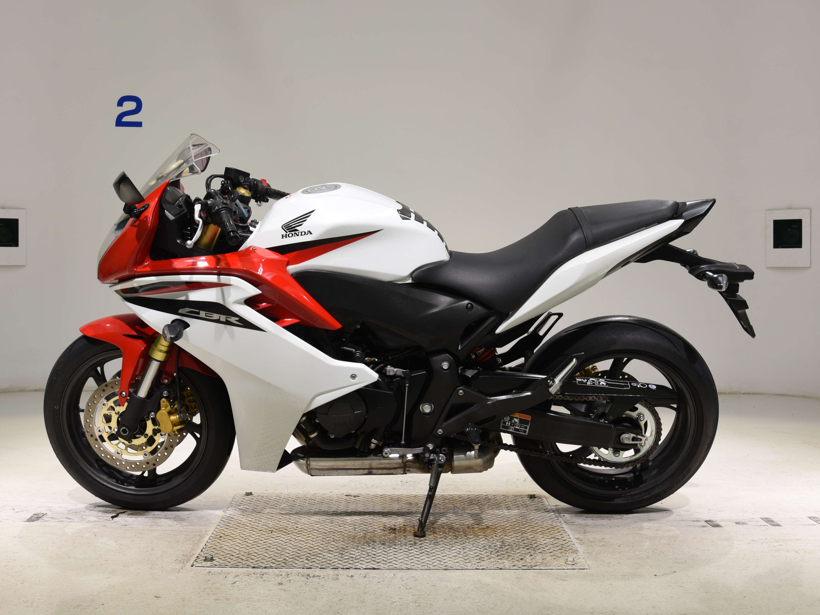 Купить мотоцикл Honda CBR600F 2011 фото 1