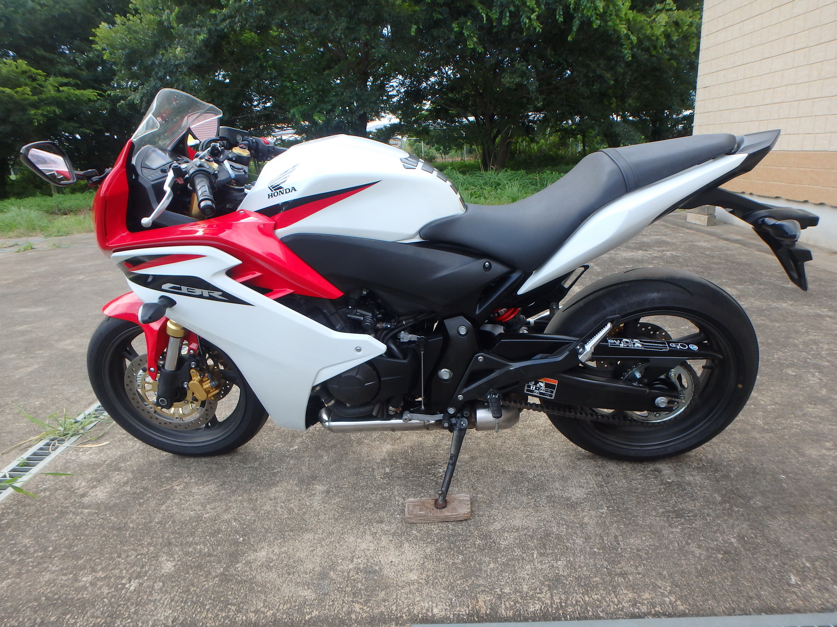 Купить мотоцикл Honda CBR600F 2011 фото 13