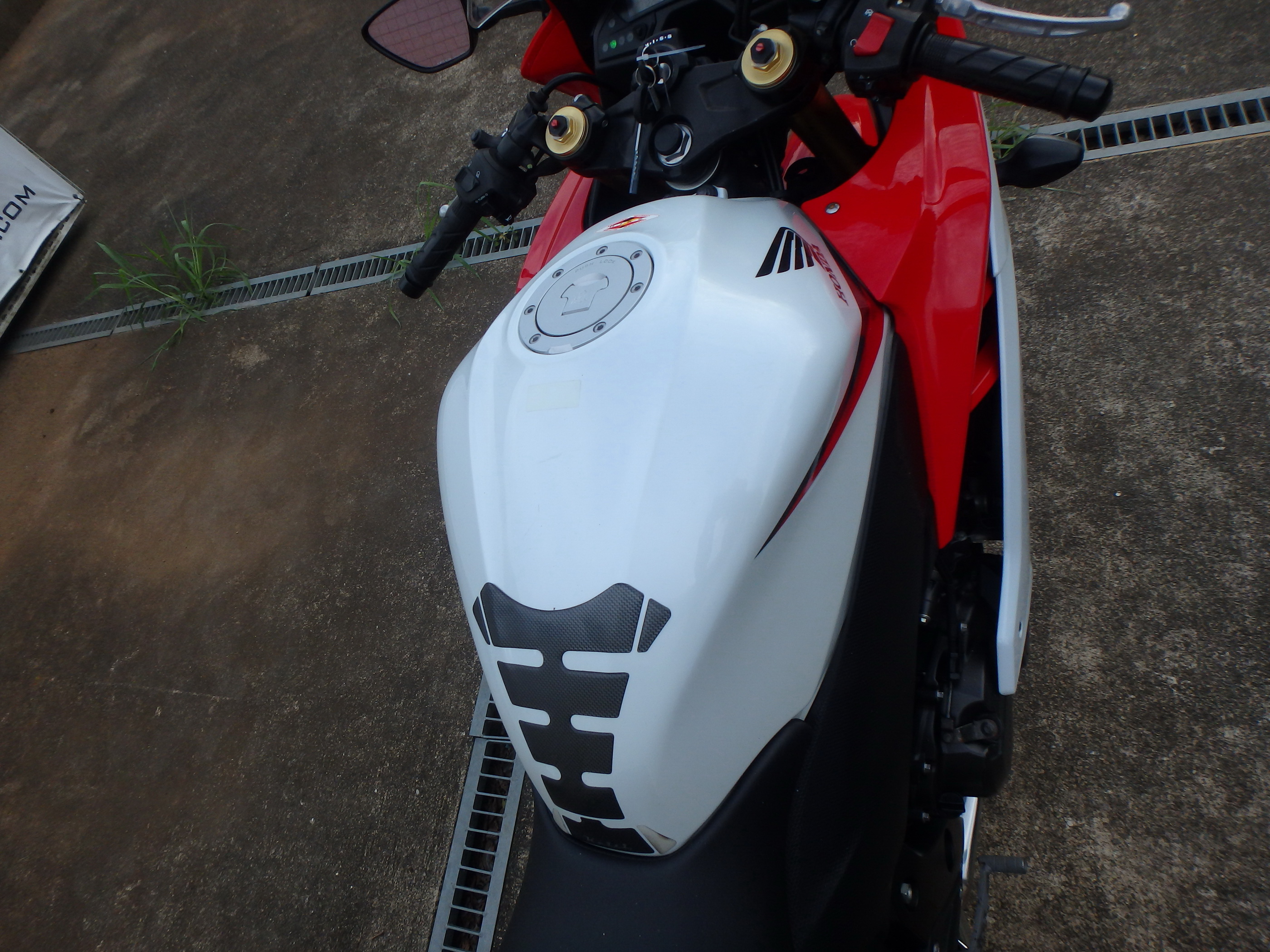 Купить мотоцикл Honda CBR600F 2011 фото 23
