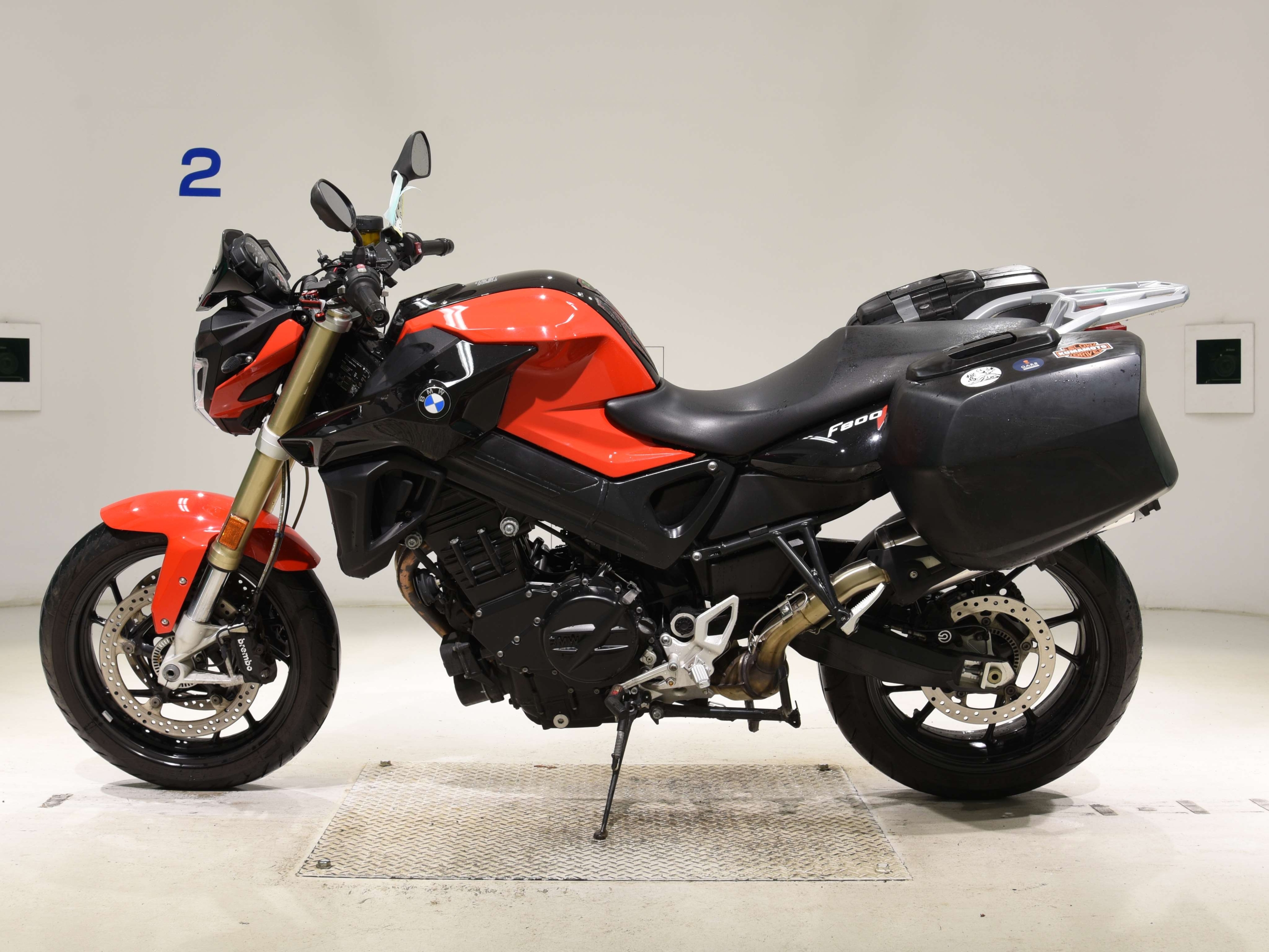 Купить мотоцикл BMW F800R 2016 фото 1