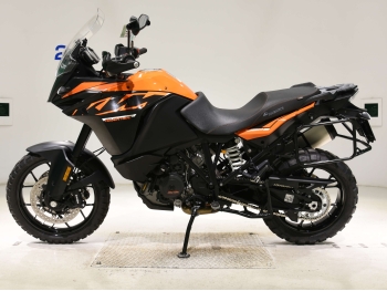 �������� �� ������ �������� KTM 1090 Adventure 2017 ���� 1