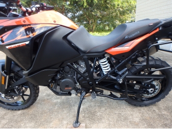�������� �� ������ �������� KTM 1090 Adventure 2017 ���� 16