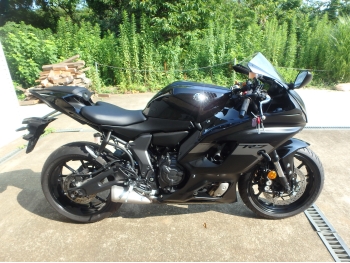 �������� �� ������ �������� Yamaha YZF-R7-2 2024 ���� 3