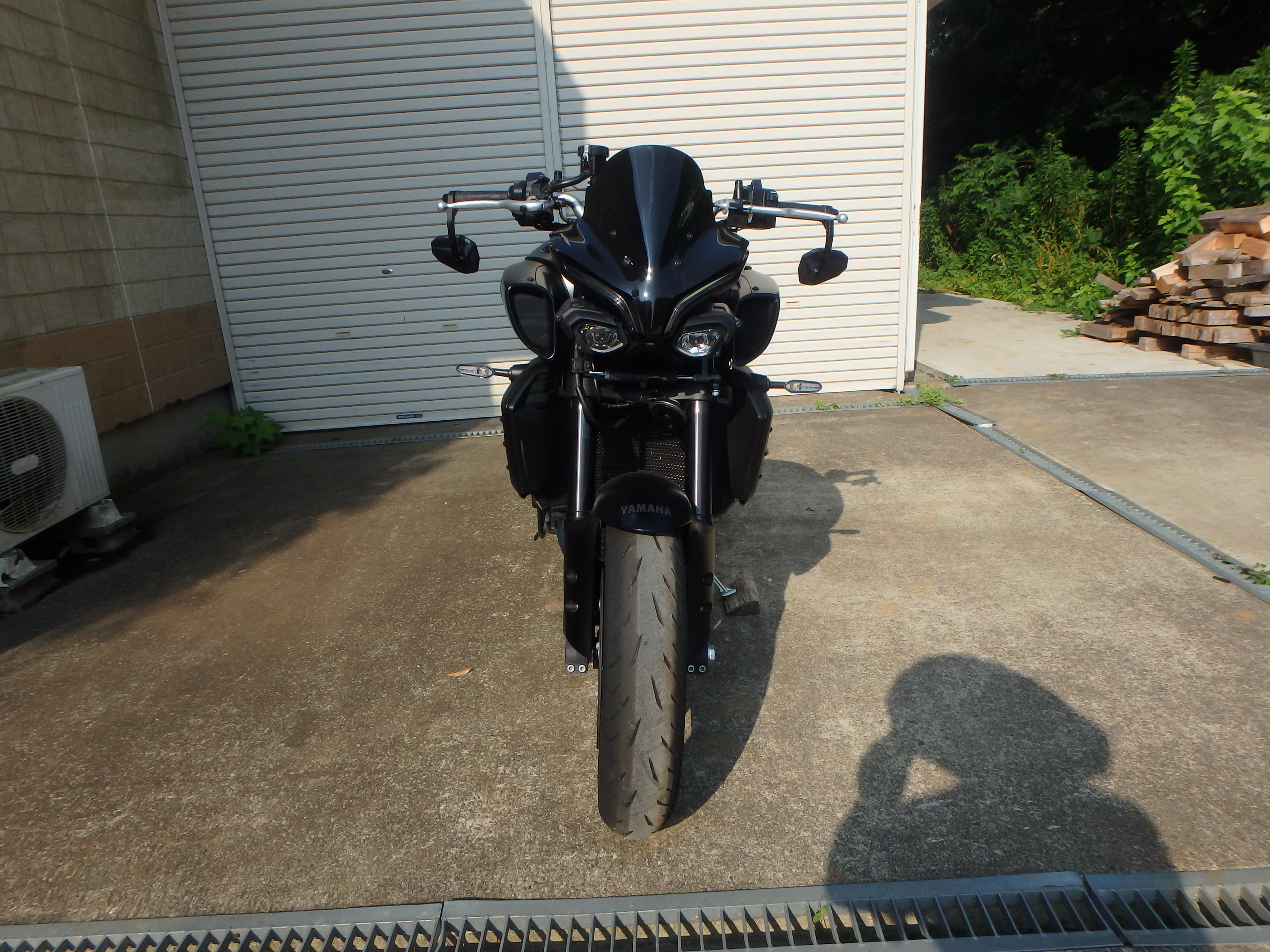 Купить мотоцикл Yamaha MT-10-2 / FZ-10 2022 фото 1