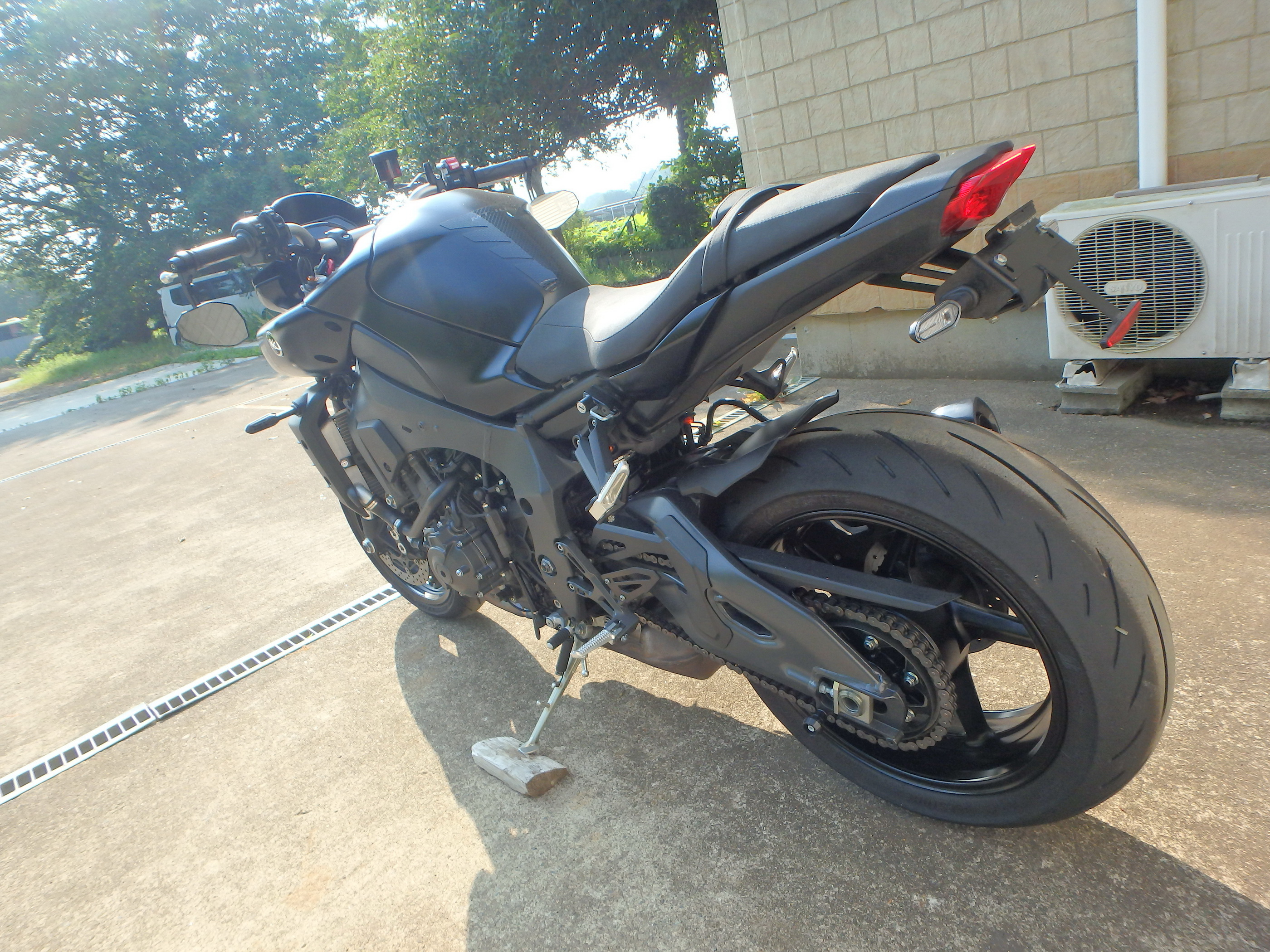 Купить мотоцикл Yamaha MT-10-2 / FZ-10 2022 фото 6