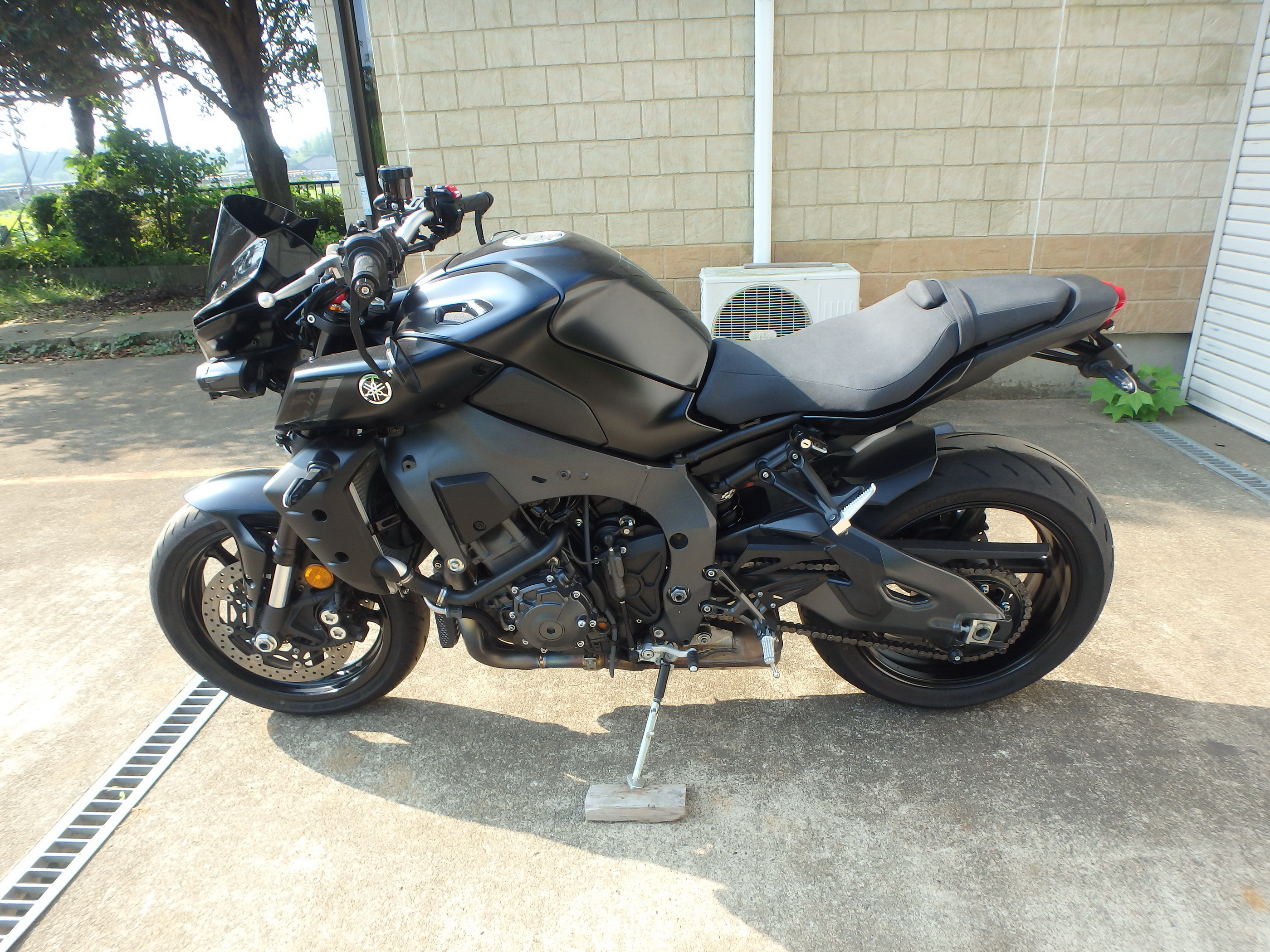 Купить мотоцикл Yamaha MT-10-2 / FZ-10 2022 фото 7