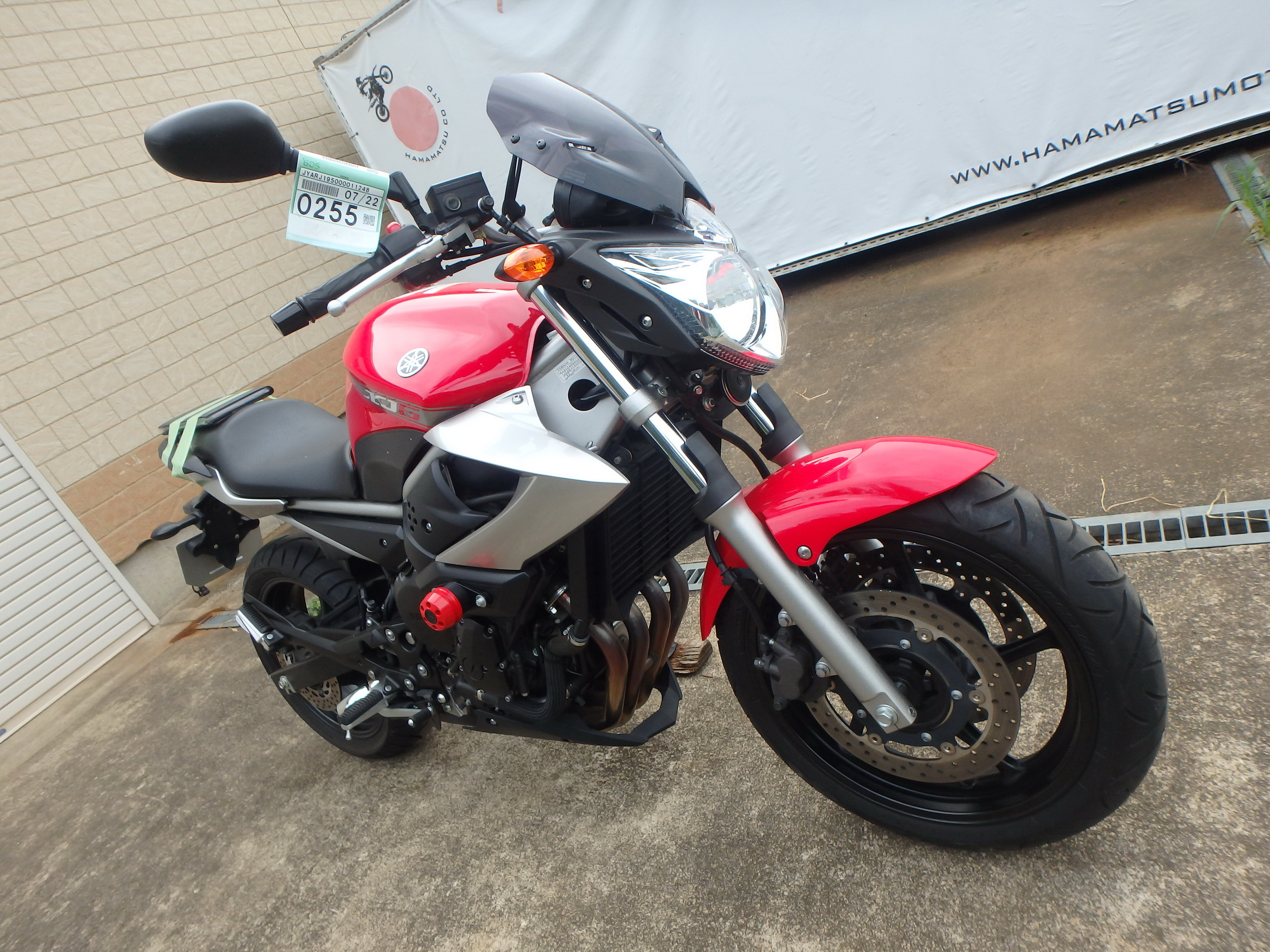 Купить мотоцикл Yamaha XJ6N 2011 фото 8