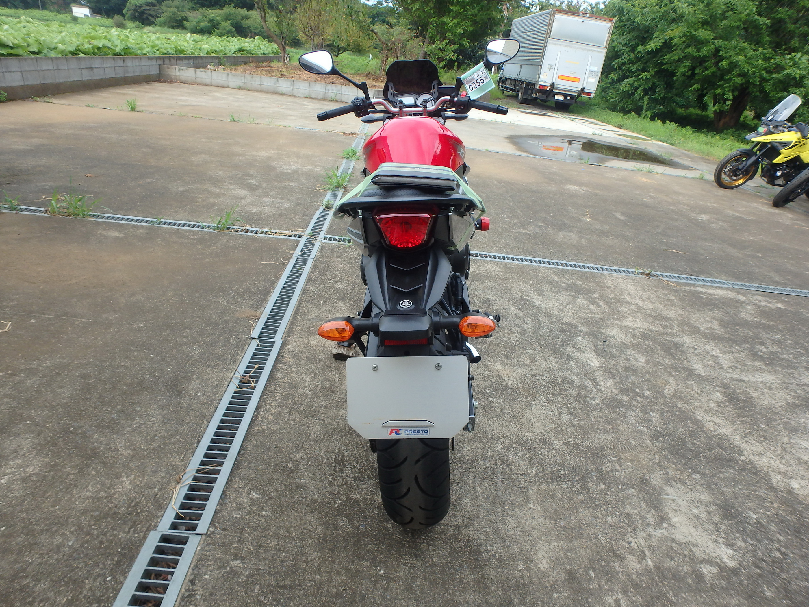 Купить мотоцикл Yamaha XJ6N 2011 фото 11