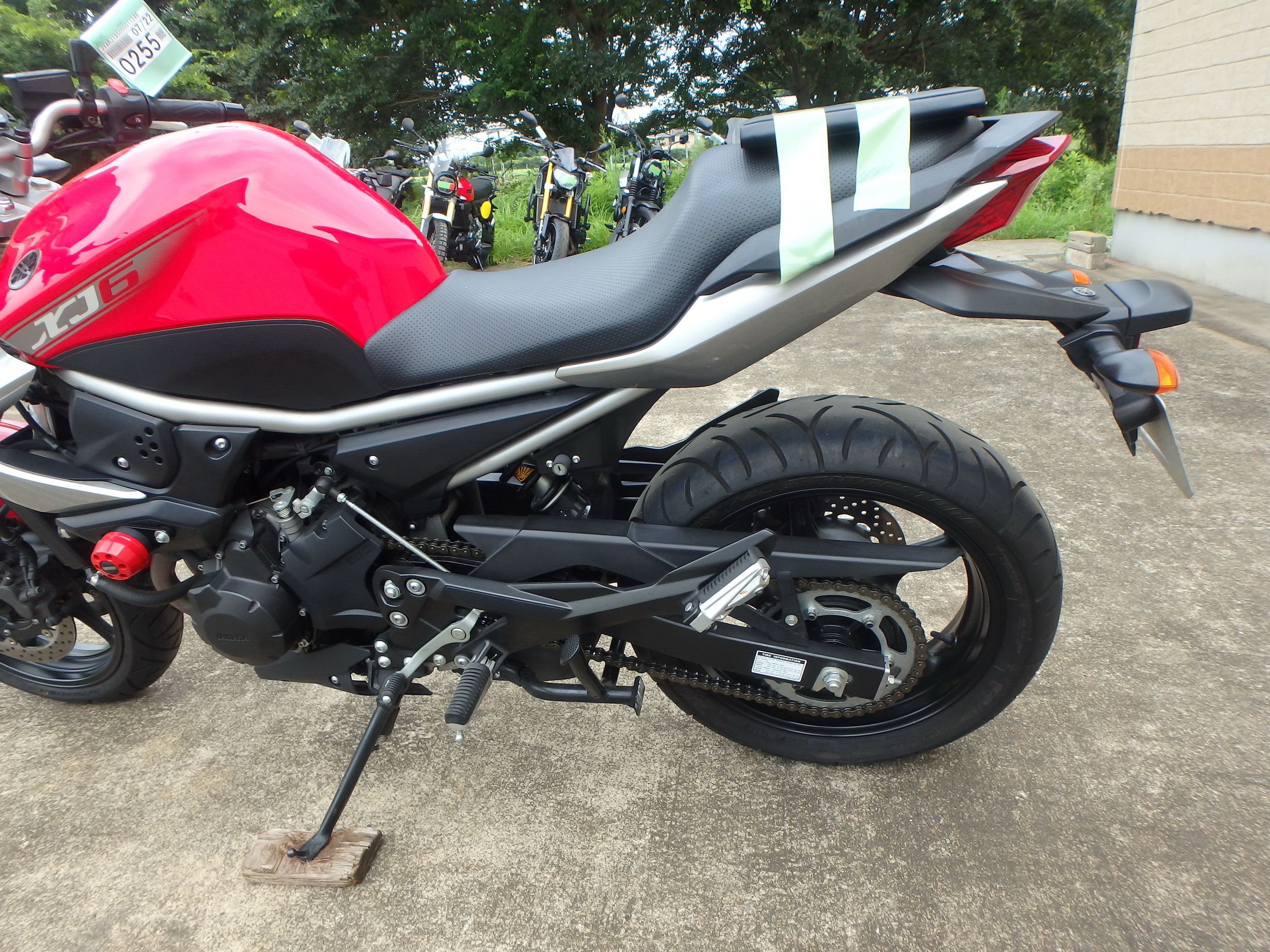 Купить мотоцикл Yamaha XJ6N 2011 фото 17