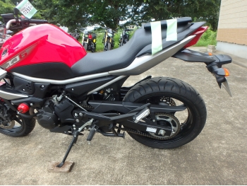 �������� �� ������ �������� Yamaha XJ6N 2011 ���� 17