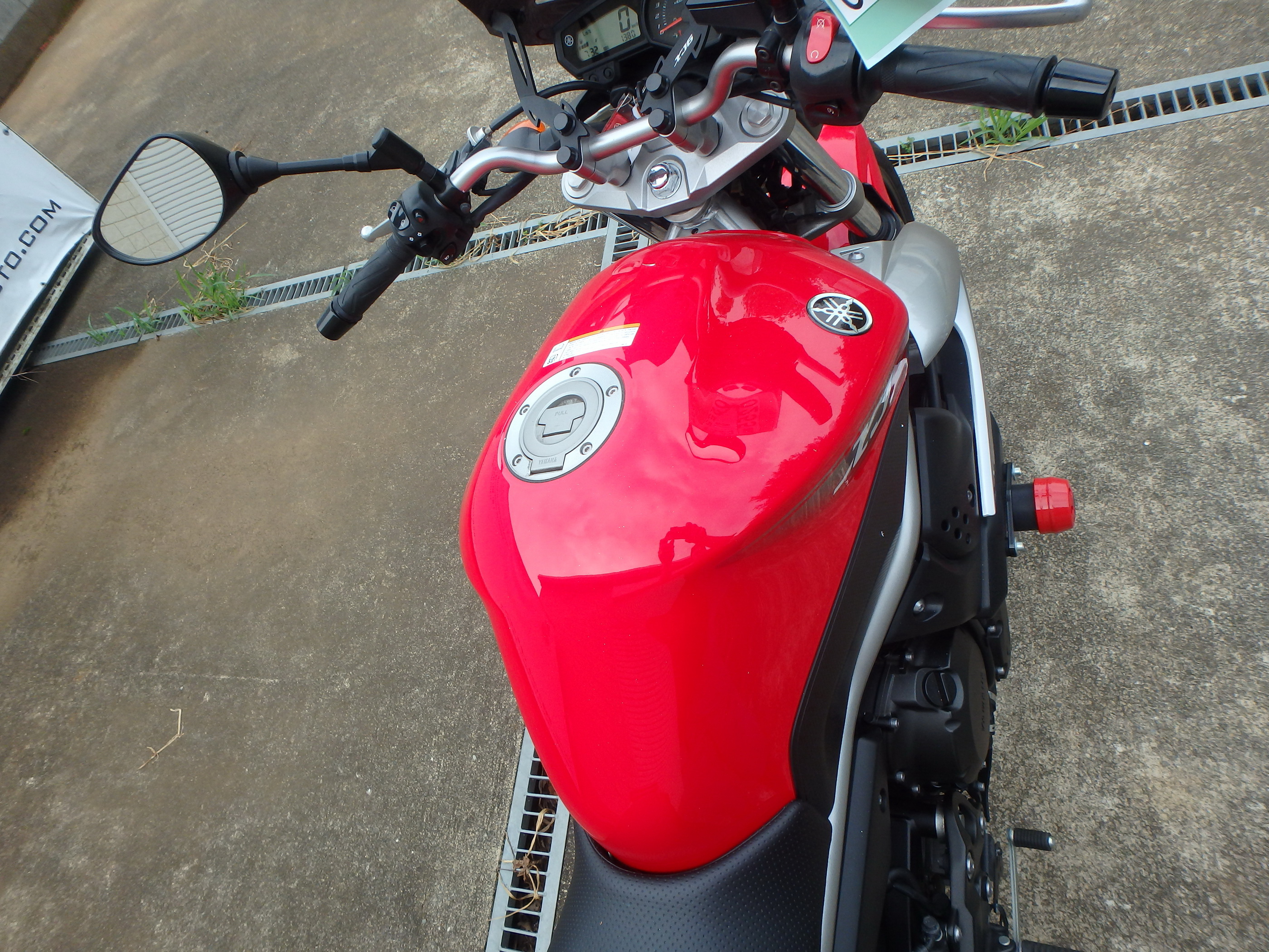 Купить мотоцикл Yamaha XJ6N 2011 фото 23