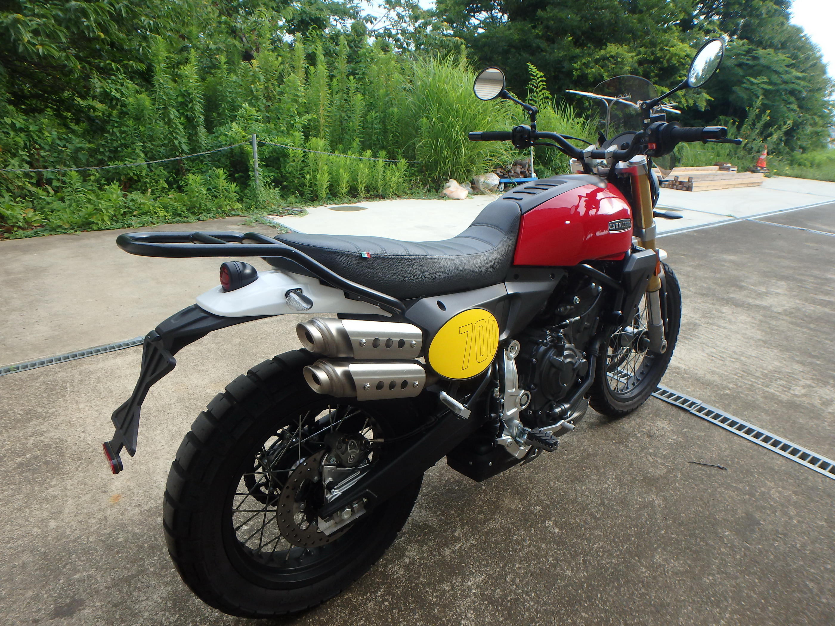 Купить мотоцикл Fantic CABALLERO Scrambler700 2023 фото 4