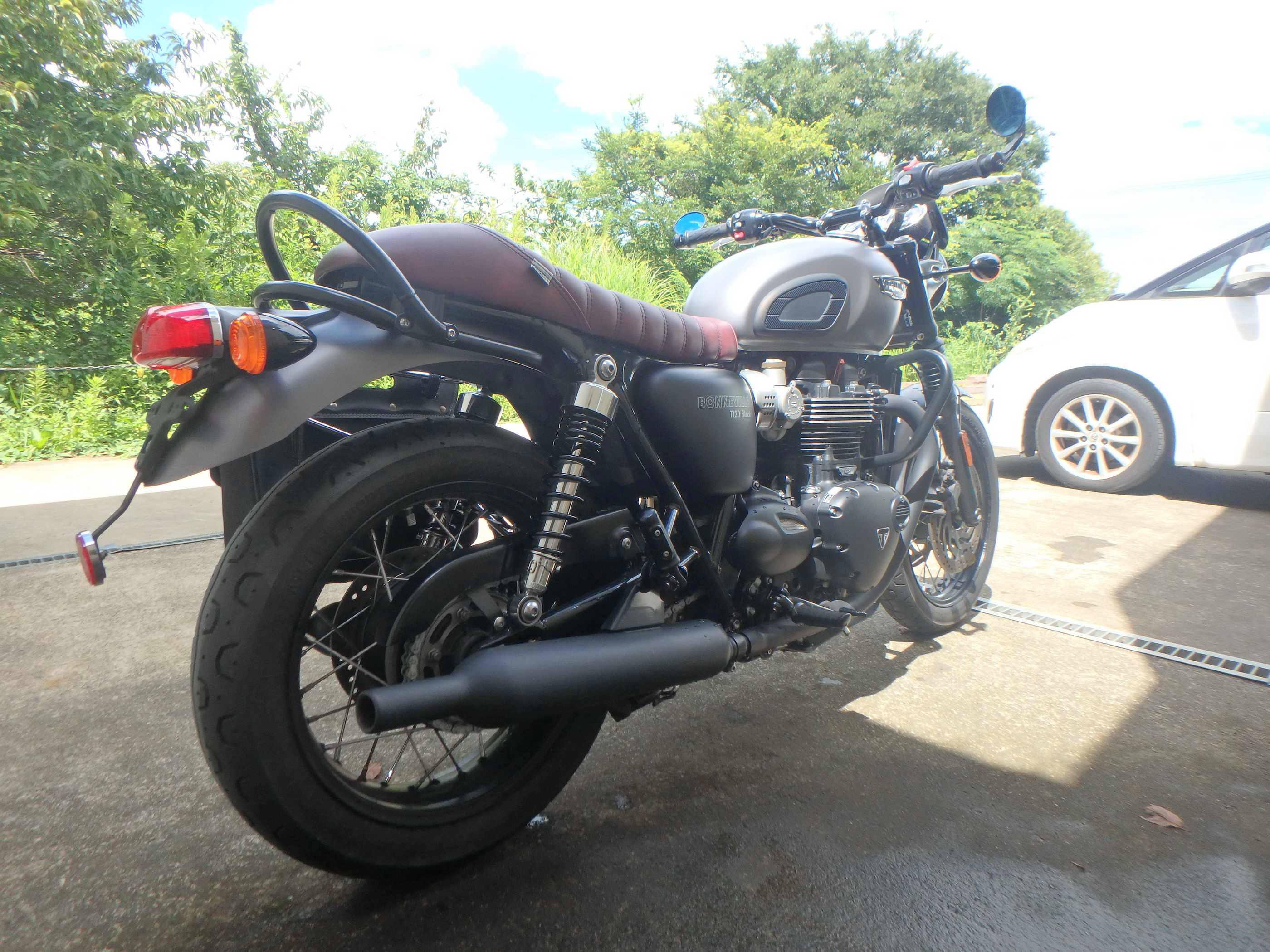 Купить мотоцикл Triumph Bonneville T120 2017 фото 4