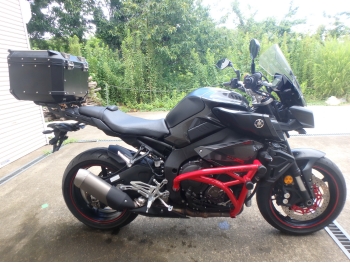 �������� �� ������ �������� Yamaha MT-10 / FZ-10 2017 ���� 3