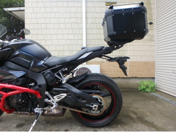 �������� �� ������ �������� Yamaha MT-10 / FZ-10 2017 ���� 11