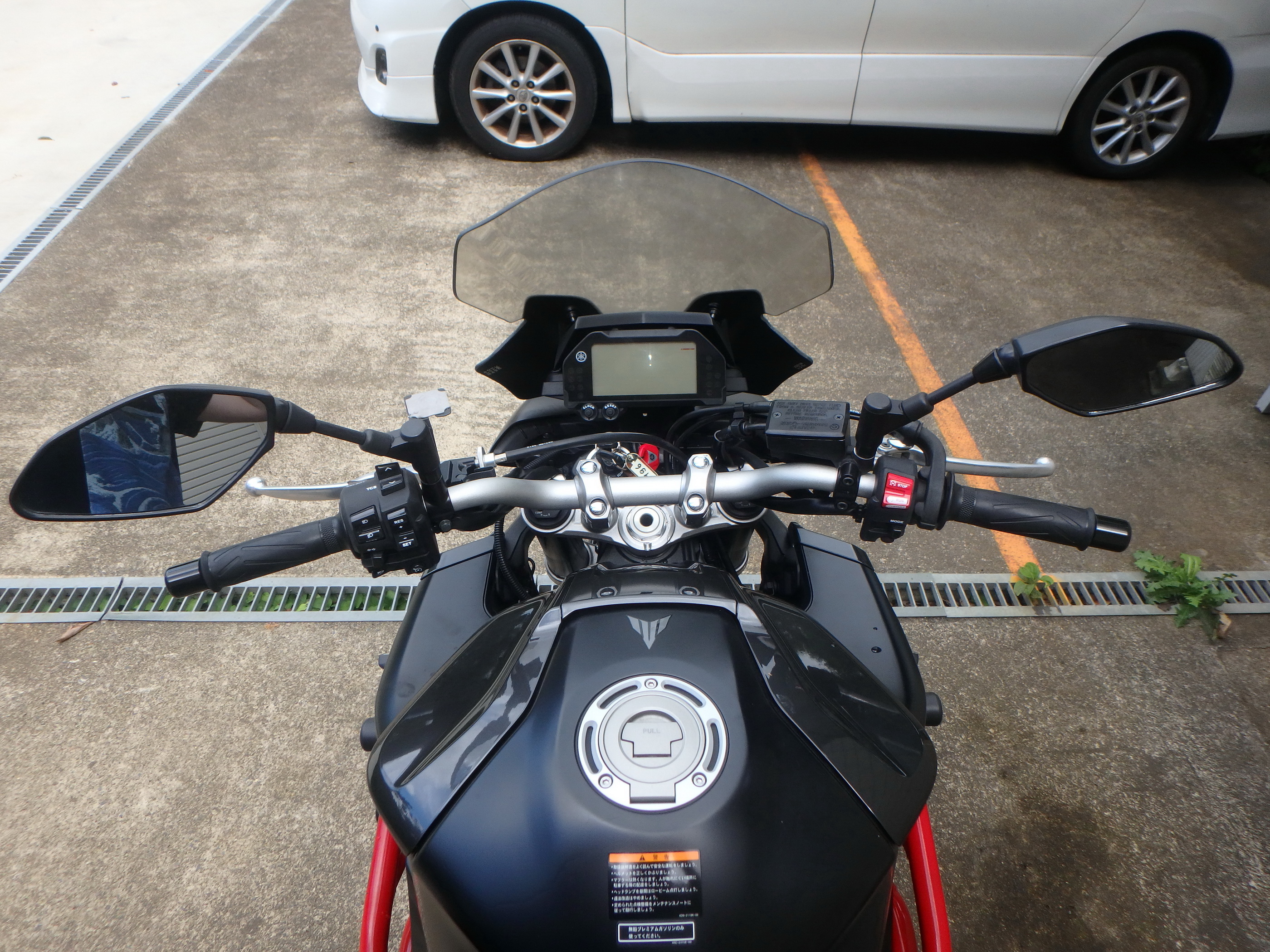 Купить мотоцикл Yamaha MT-10 / FZ-10 2017 фото 18