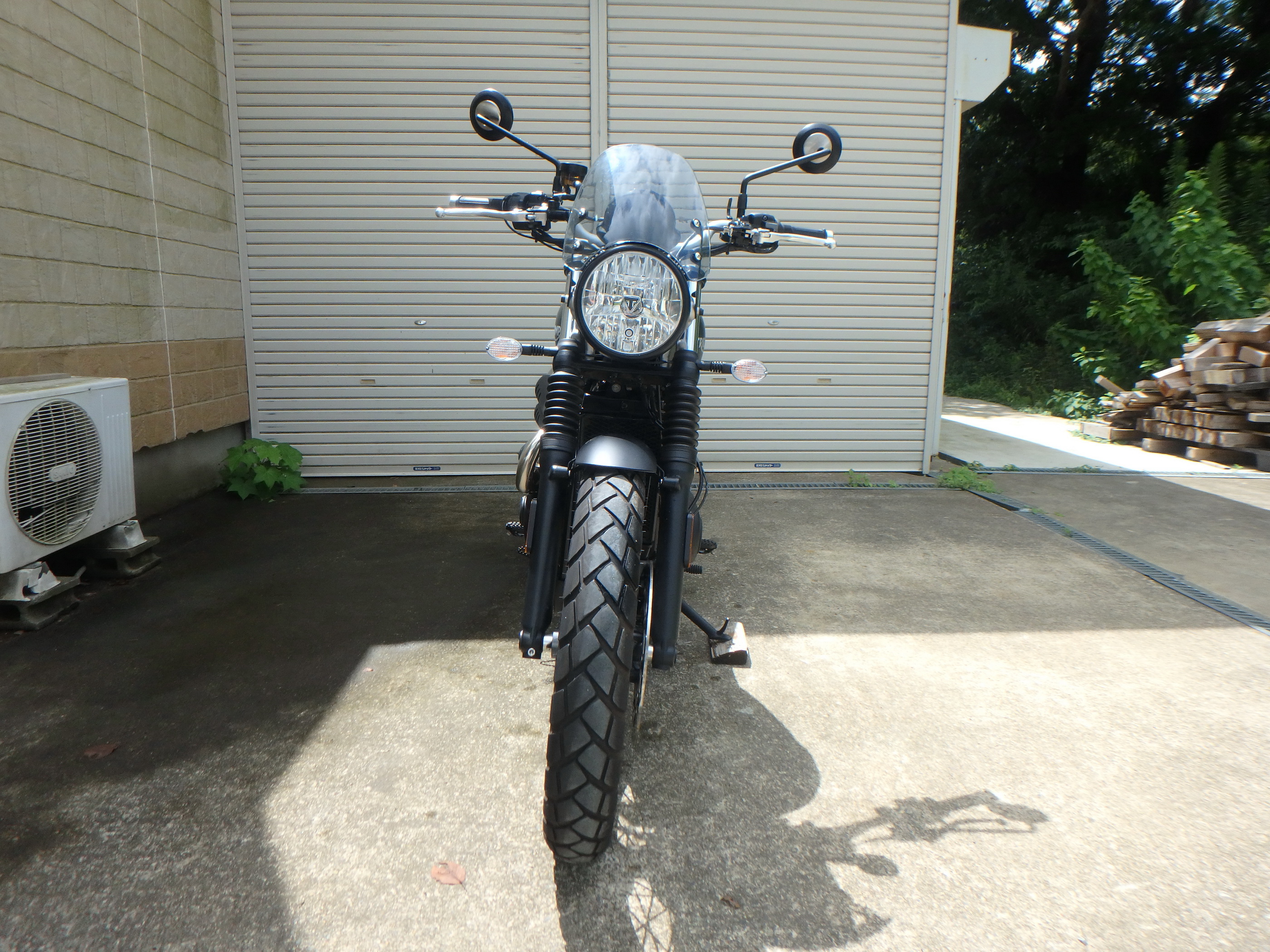 Купить мотоцикл Triumph Street Scrambler 2024 фото 1