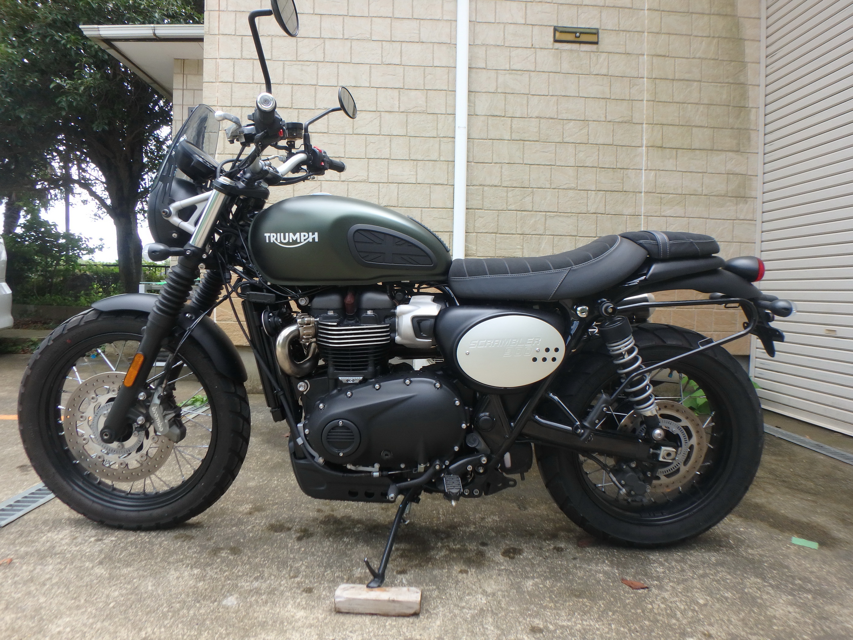 Купить мотоцикл Triumph Street Scrambler 2024 фото 7