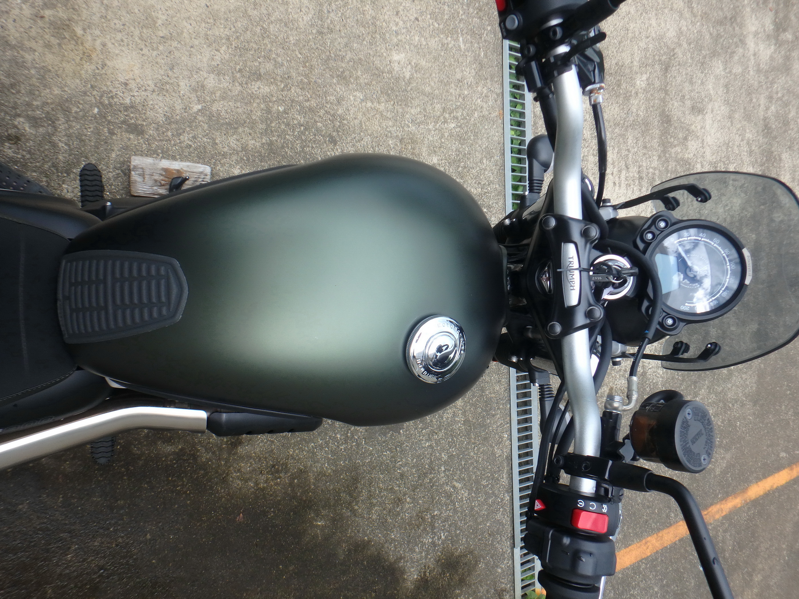 Купить мотоцикл Triumph Street Scrambler 2024 фото 18