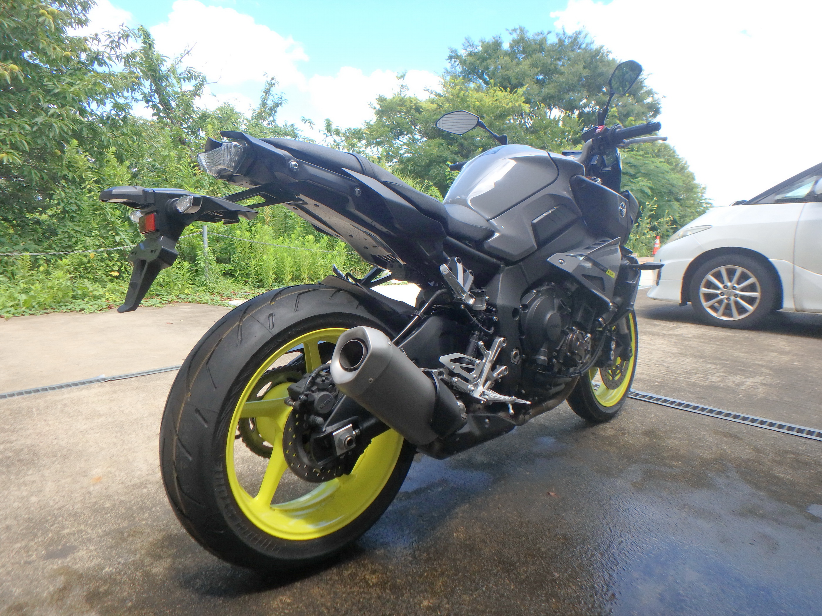 Купить мотоцикл Yamaha MT-10 2019 фото 4