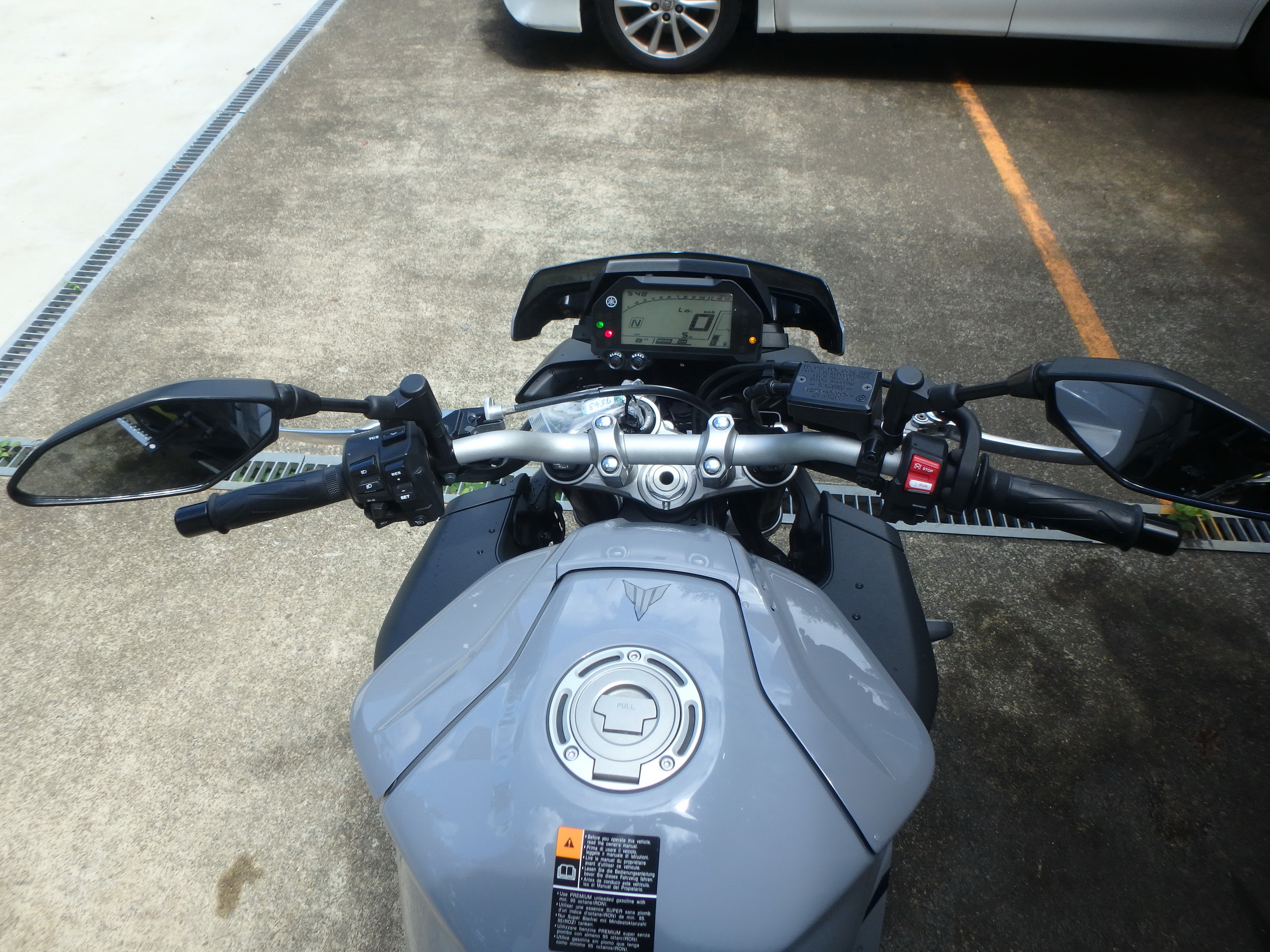 Купить мотоцикл Yamaha MT-10 2019 фото 16