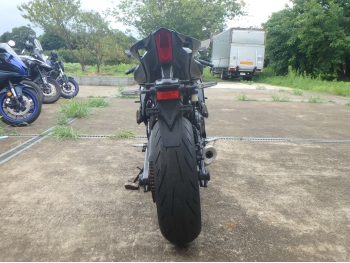 �������� �� ������ �������� Yamaha YZF-R7 2022 ���� 10