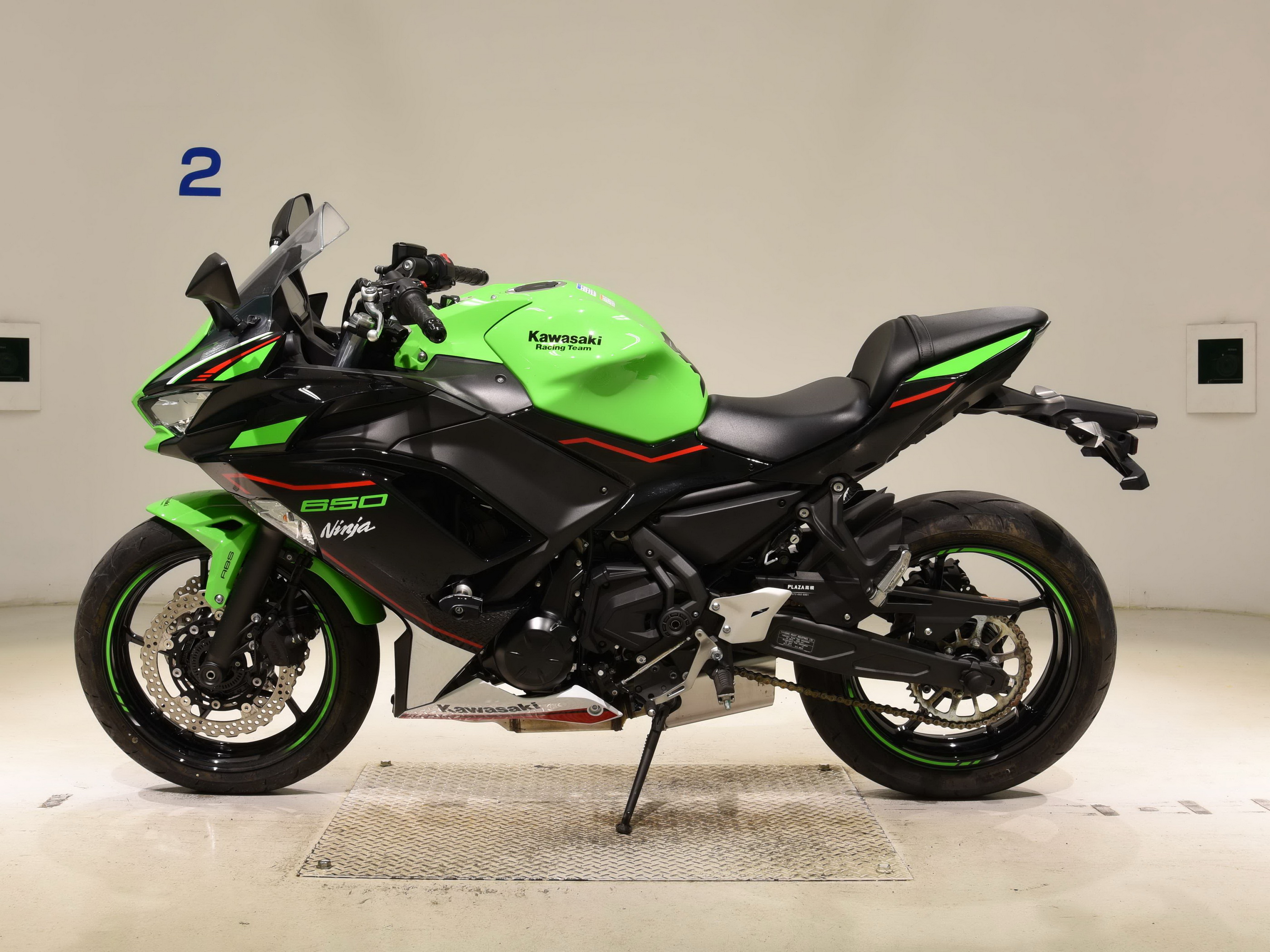 Купить мотоцикл Kawasaki Ninja650A 2022 фото 1