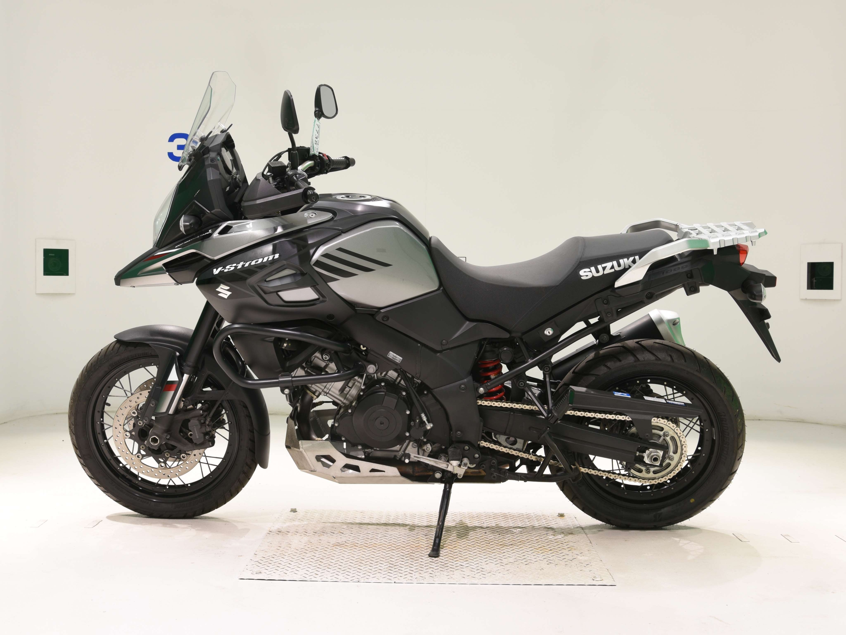 Купить мотоцикл Suzuki V-Strom1000XTA DL1000 2018 фото 1