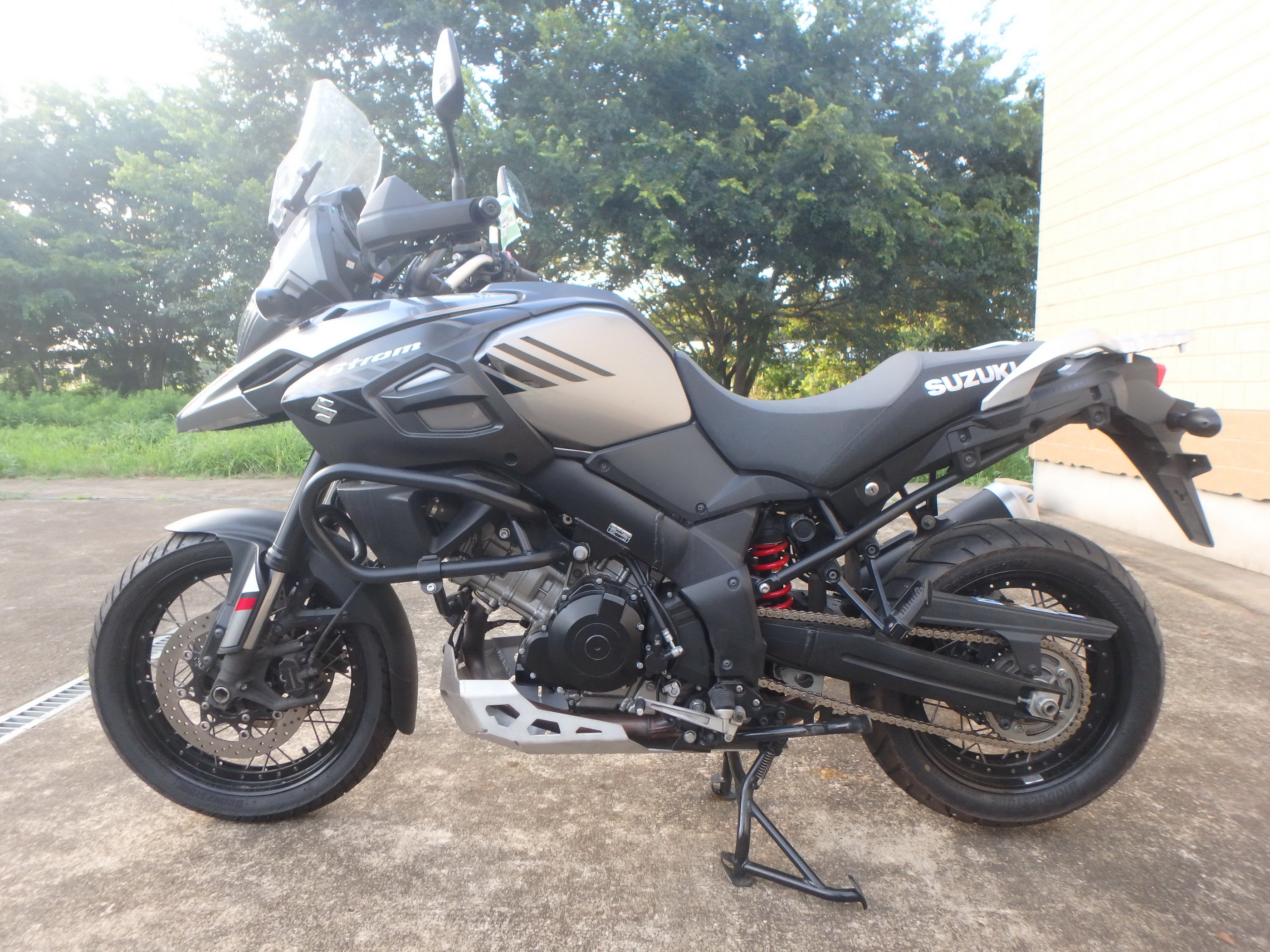 Купить мотоцикл Suzuki V-Strom1000XTA DL1000 2018 фото 12