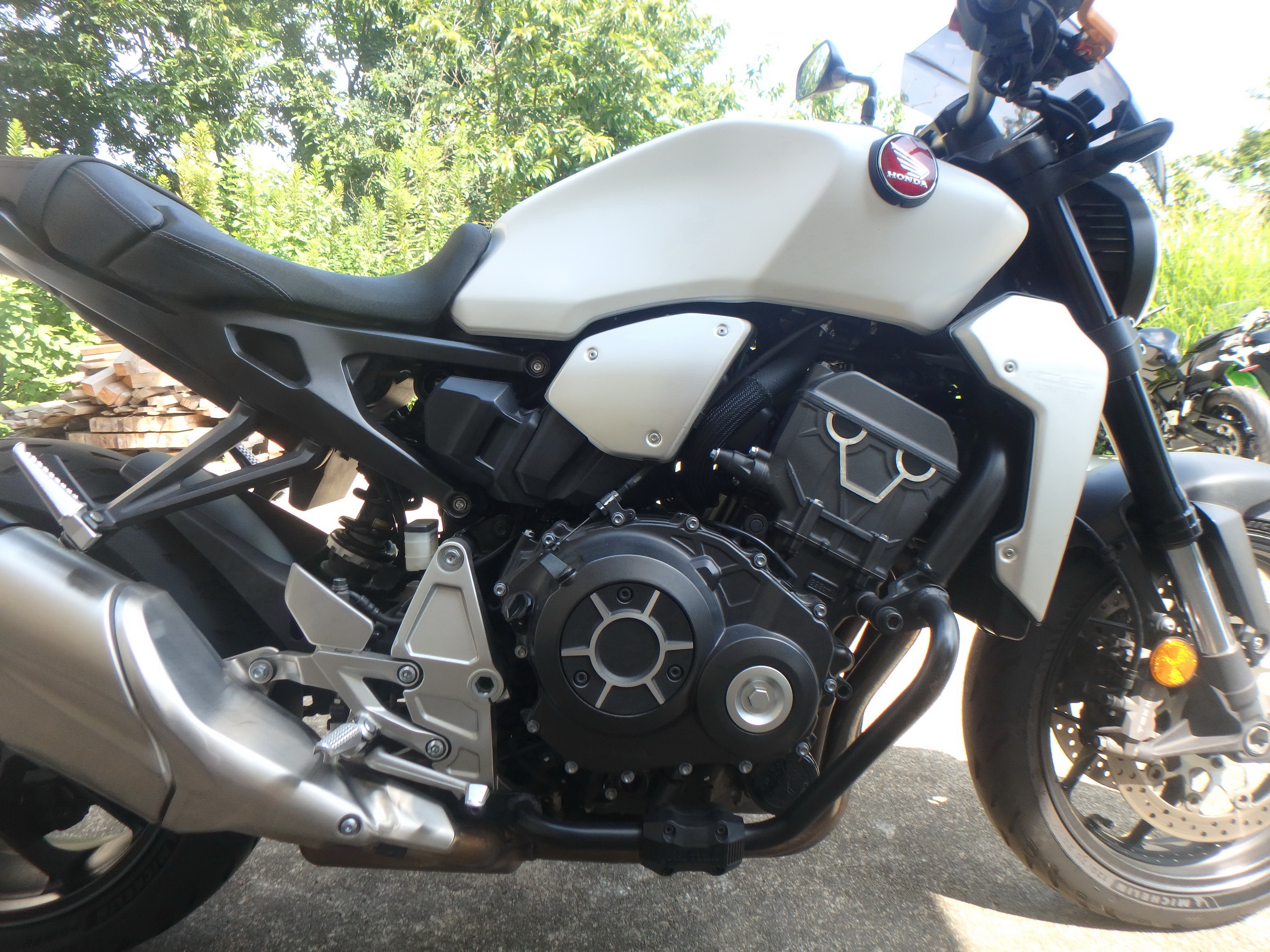 Купить мотоцикл Honda CB1000R-2 2020 фото 13