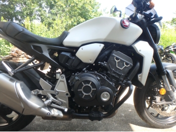 �������� �� ������ �������� Honda CB1000R-2 2020 ���� 13