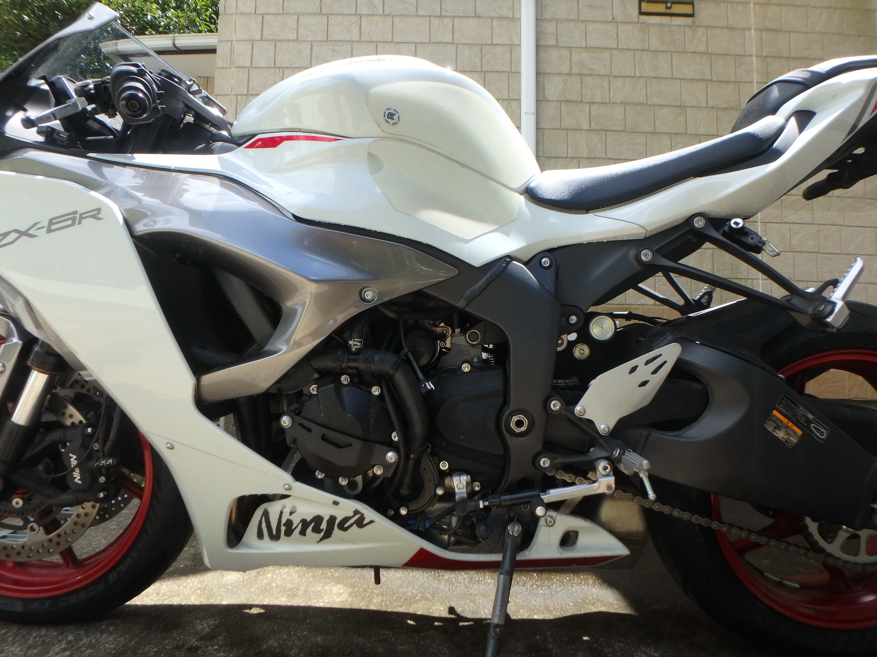 Купить мотоцикл Kawasaki ZX-6R Ninja 2025 фото 10
