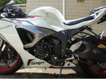 �������� �� ������ �������� Kawasaki ZX-6R Ninja 2025 ���� 10