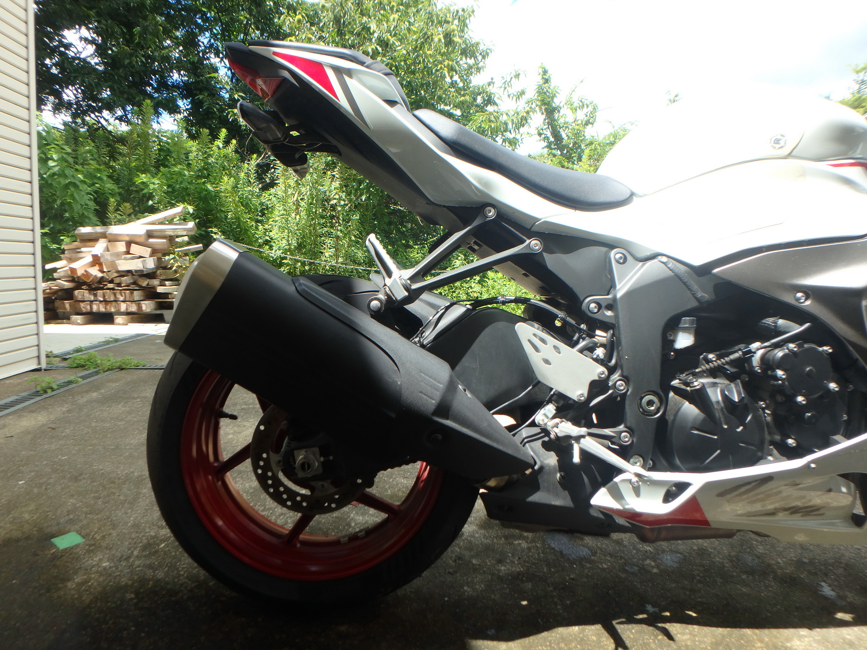 Купить мотоцикл Kawasaki ZX-6R Ninja 2025 фото 12
