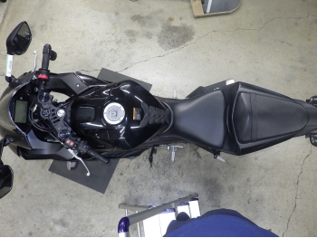 �������� �� ������ �������� Yamaha YZF-R3 2021 ���� 3