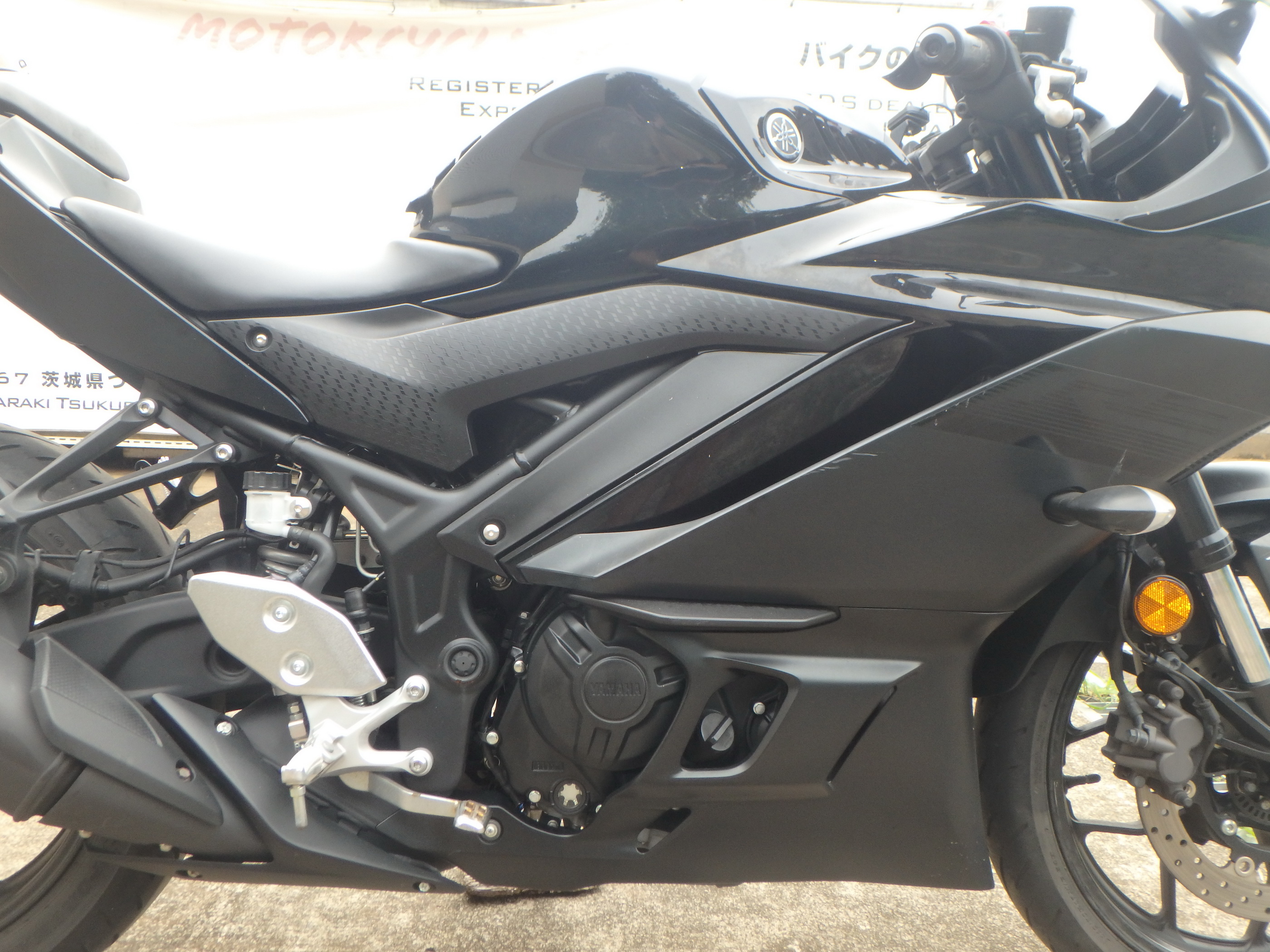 Купить мотоцикл Yamaha YZF-R3 2021 фото 19