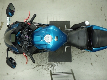 �������� �� ������ �������� Yamaha YZF-R3 2021 ���� 3
